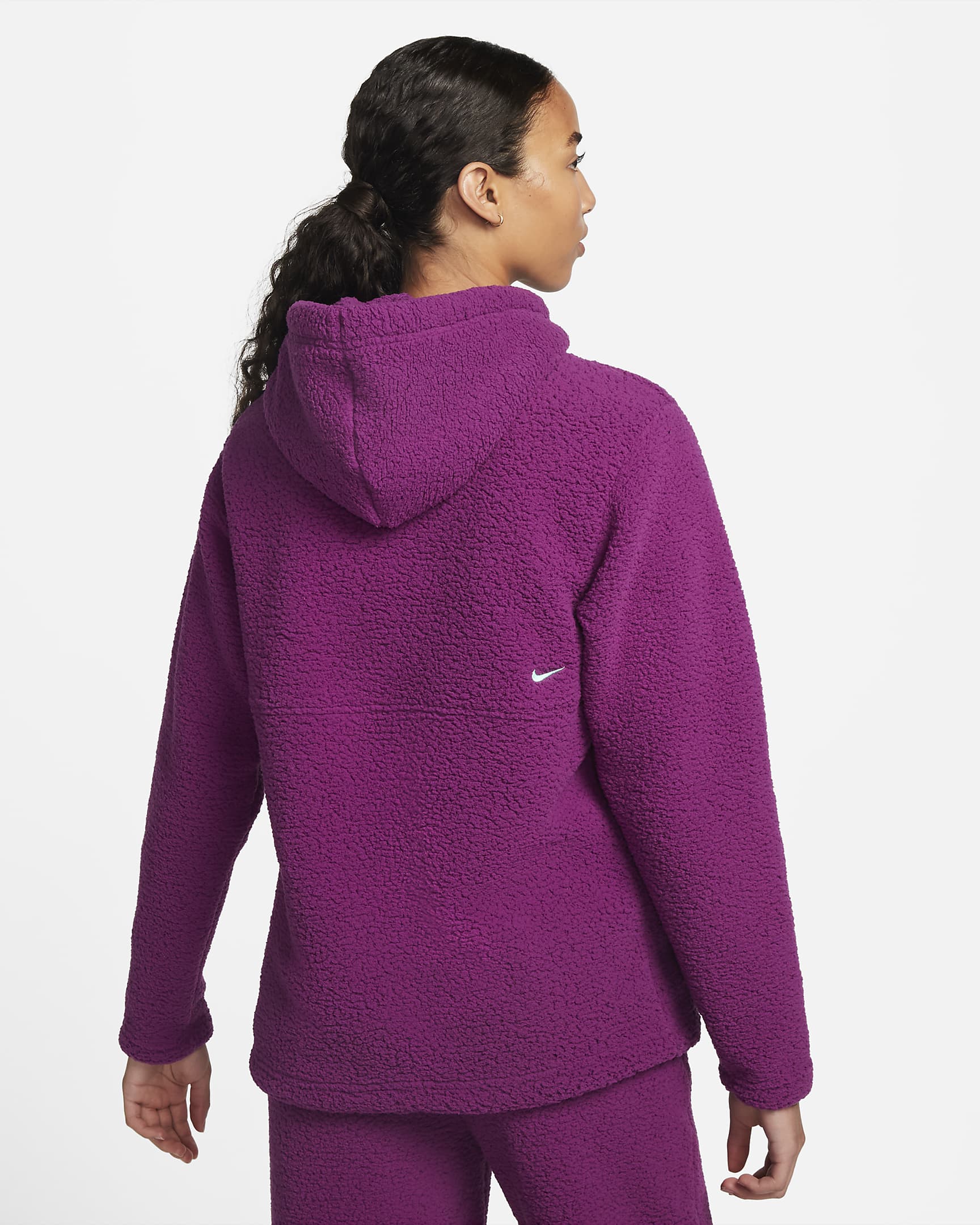 Nike ThermaFIT Women's Top. Nike AE