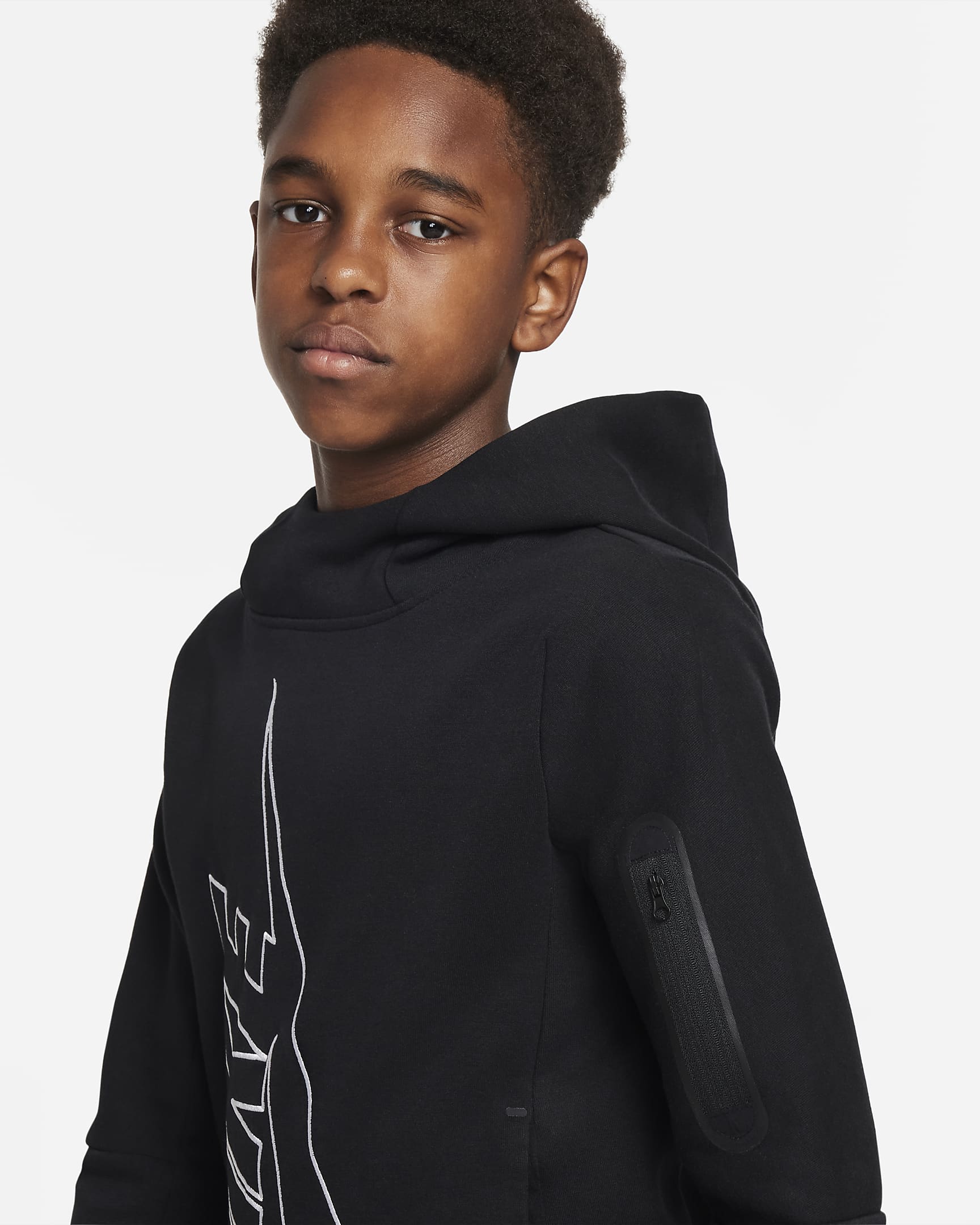 Nike Sportswear Tech Fleece Older Kids' (Boys') Hoodie. Nike LU
