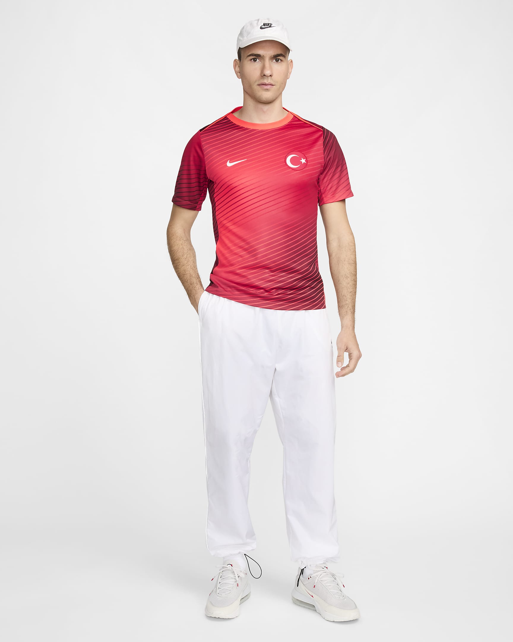 Męska koszulka piłkarska z krótkim rękawem Nike Dri-FIT Turcja Academy Pro - Sport Red/Dark Team Red/Bright Crimson/Biel