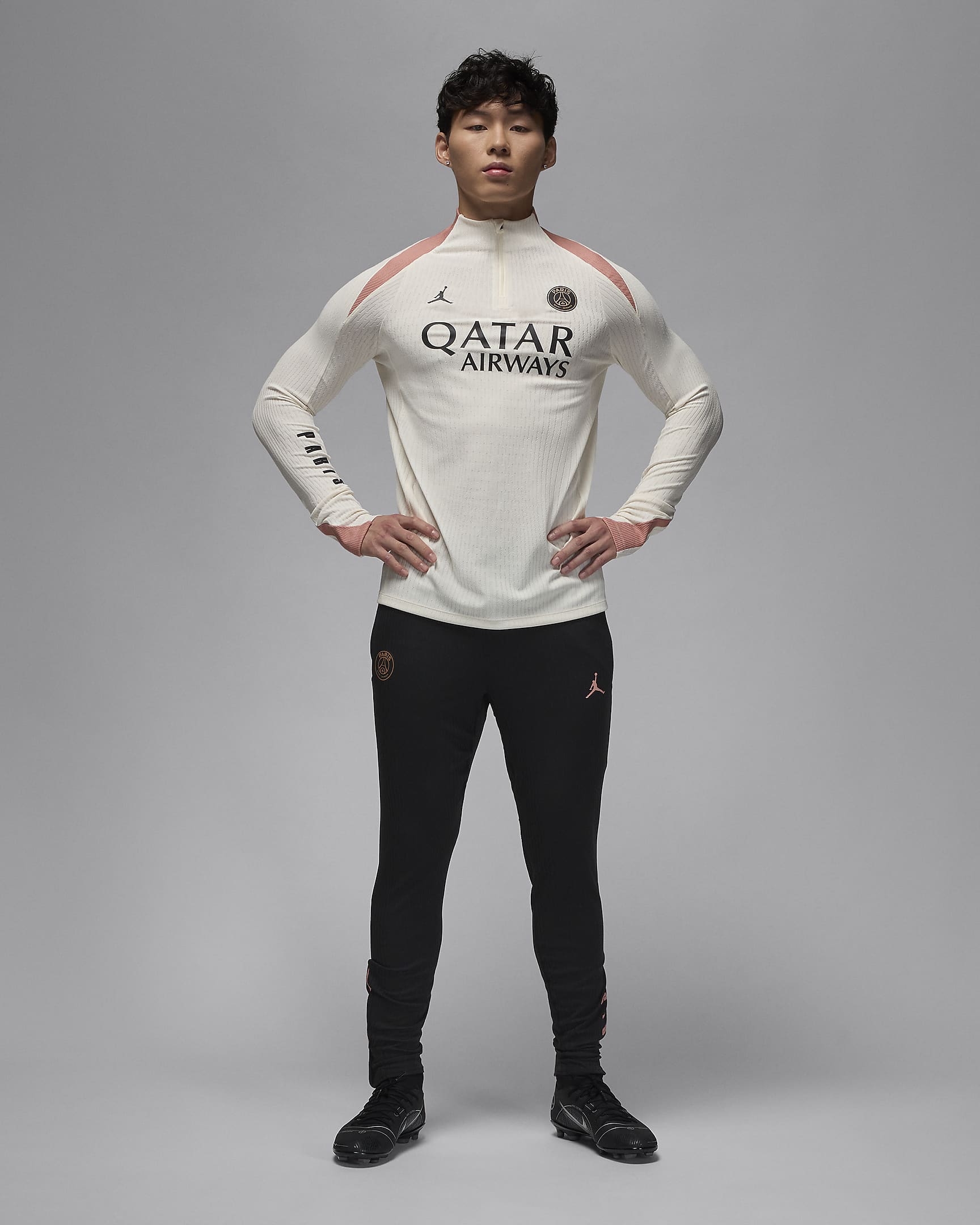 Męskie dzianinowe spodnie piłkarskie Jordan Dri-FIT ADV Paris Saint-Germain Strike Elite (wersja trzecia) - Czerń/Rust Pink/Metallic Red Bronze