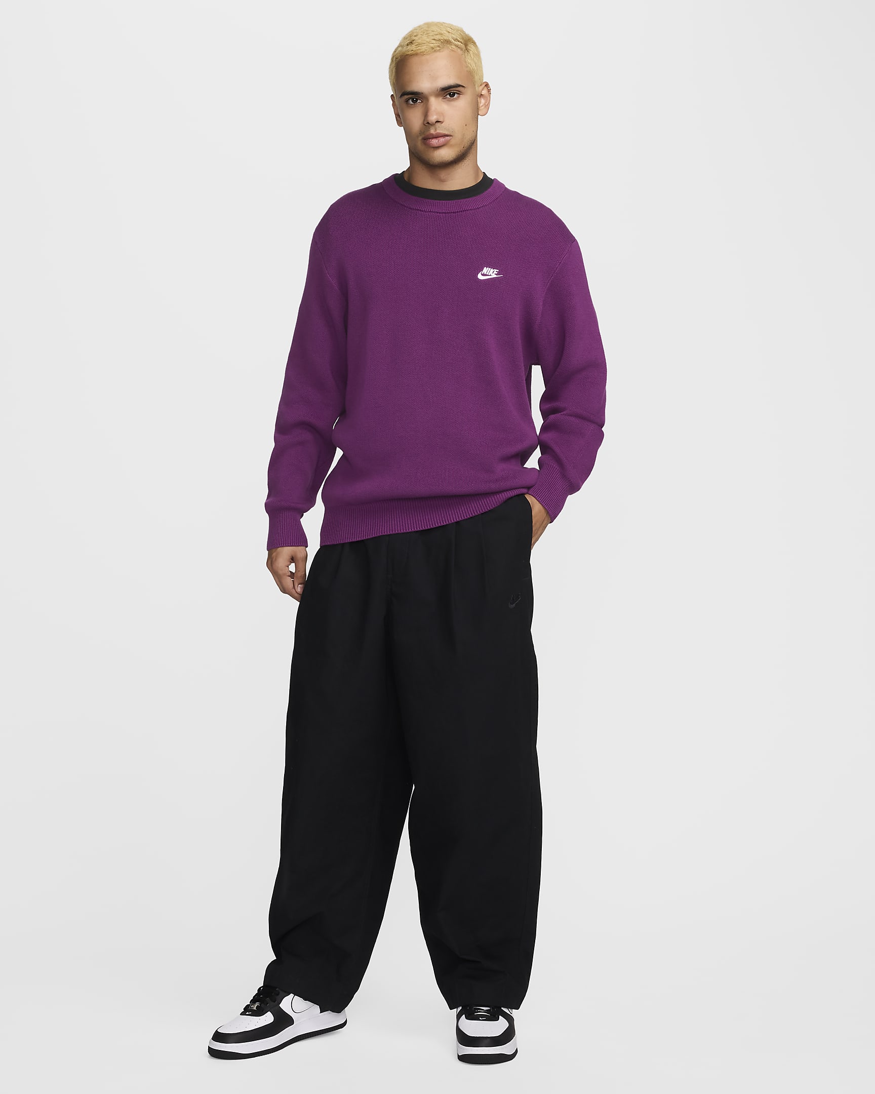 Nike Club Men's Crew-Neck Jumper - Viotech/White