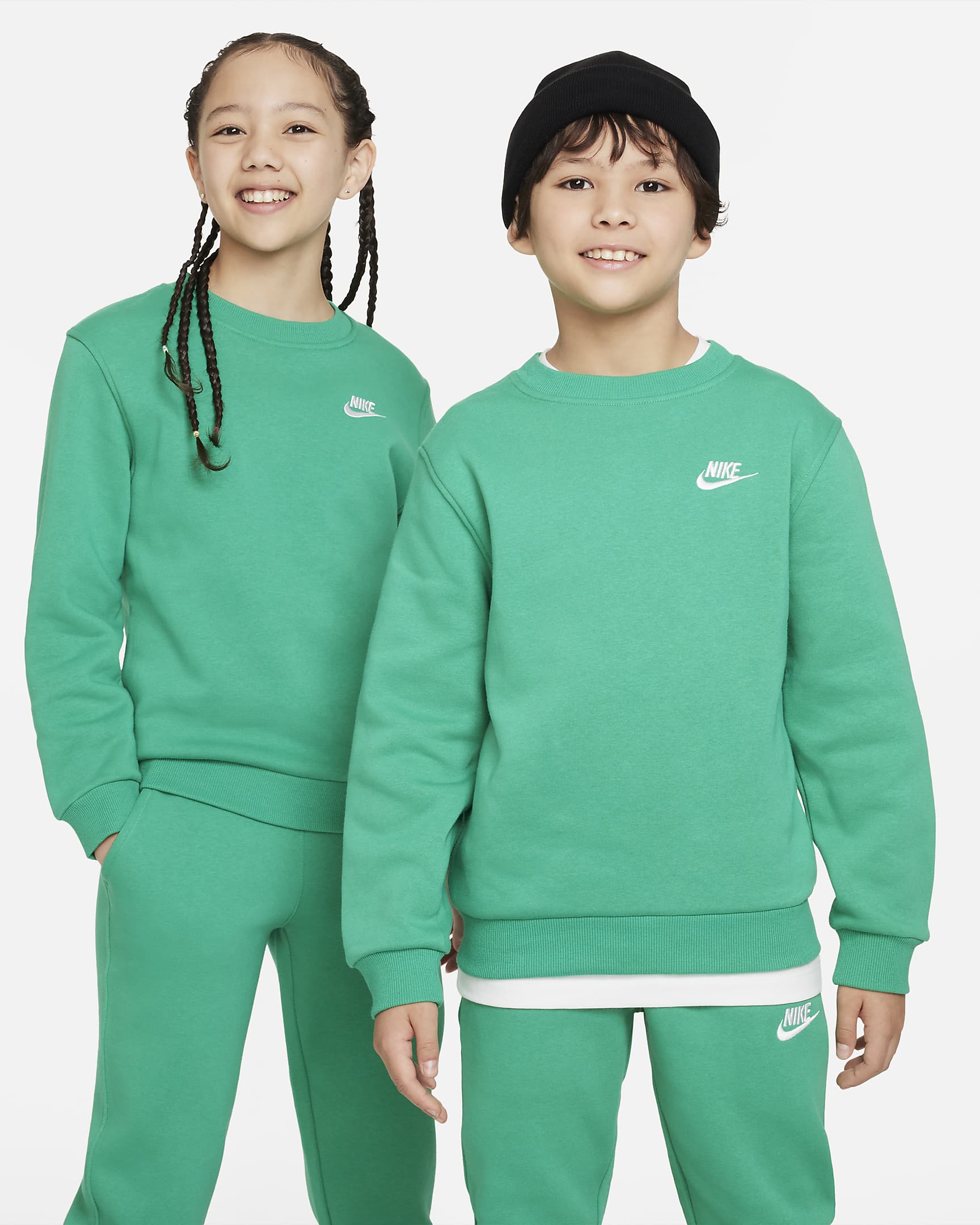 Nike Sportswear Club Fleece Older Kids' Sweatshirt. Nike AU