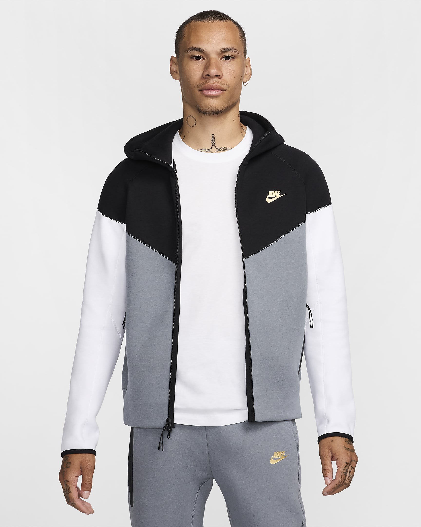 Hoodie com fecho completo Nike Sportswear Tech Fleece Windrunner para homem - Preto/Cinzento Cool/Branco/Dourado metalizado