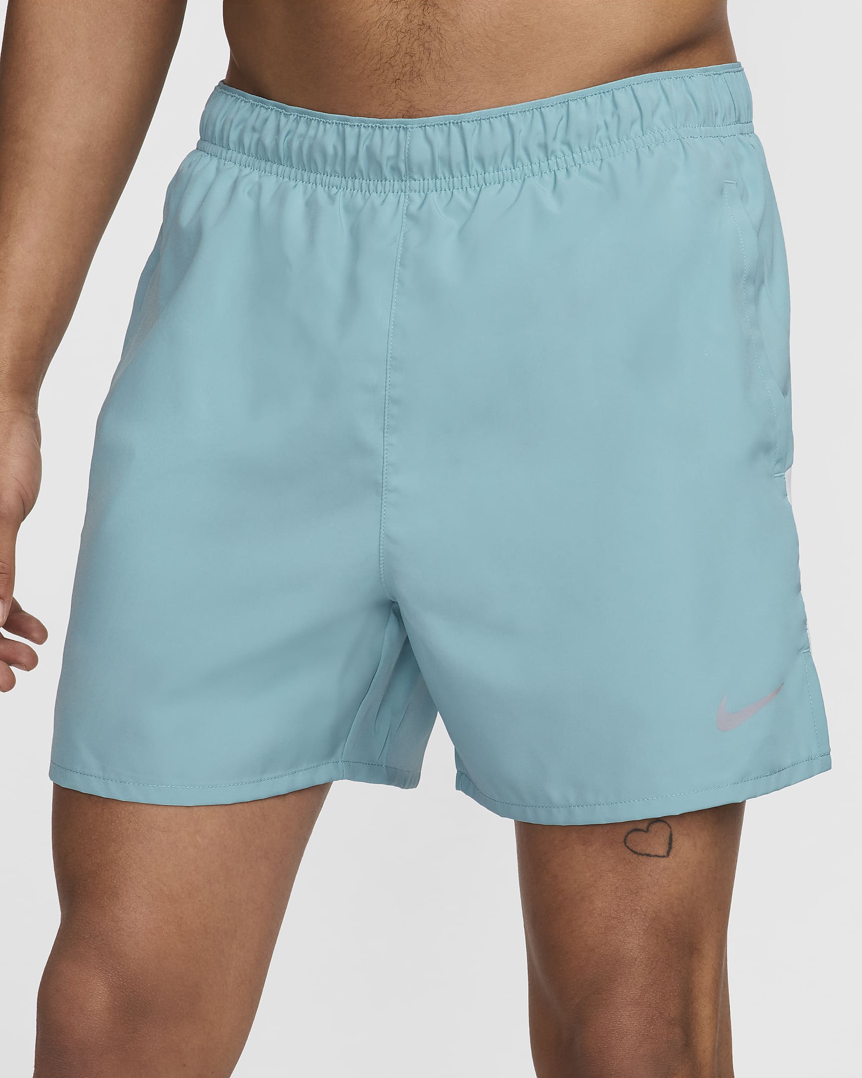 Nike Challenger Dri-FIT-Laufshorts mit Futter für Herren (ca. 12,5 cm) - Denim Turquoise/Glacier Blue/Schwarz