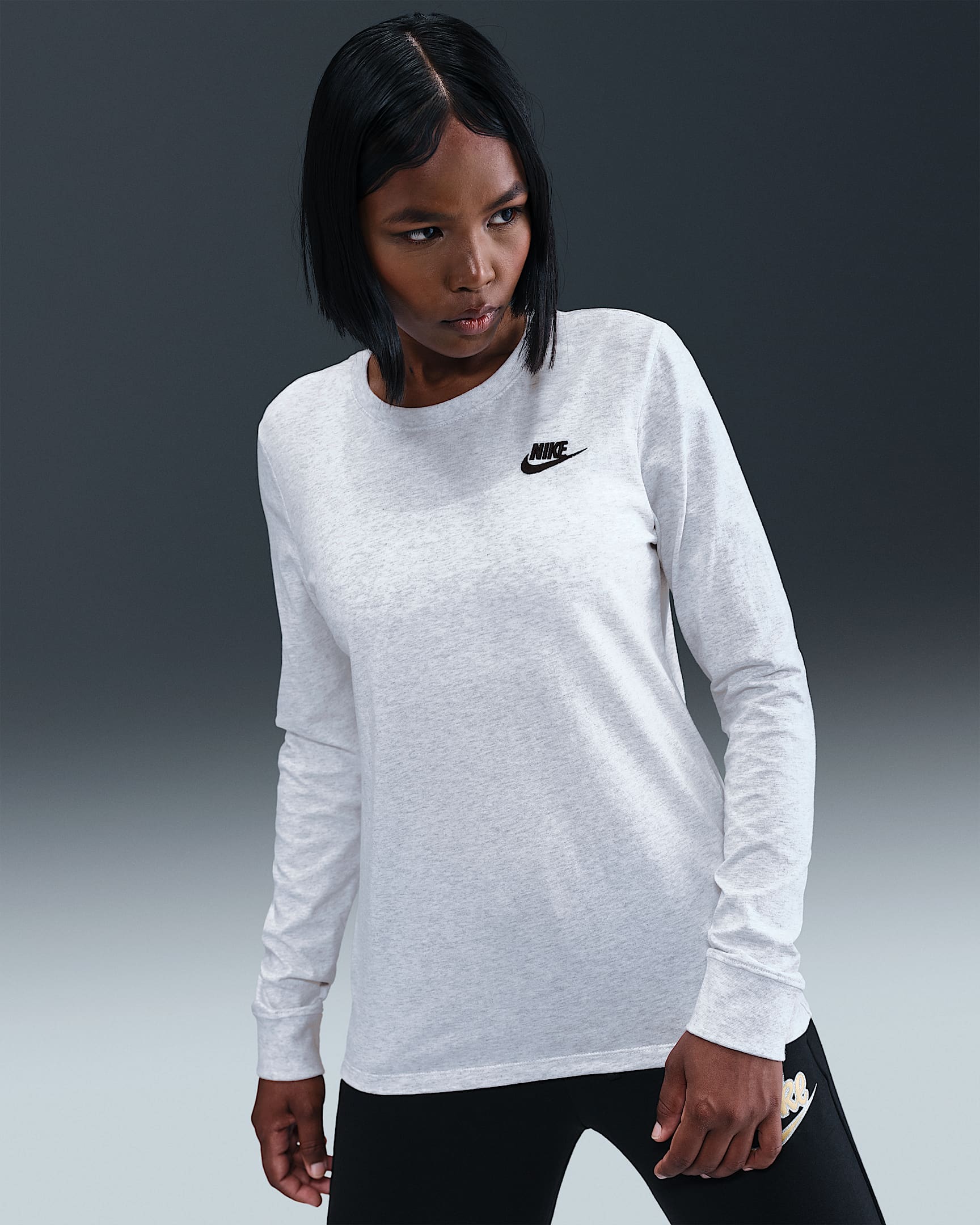 Playera de manga larga para mujer Nike Sportswear Club - Abedul jaspeado/Negro