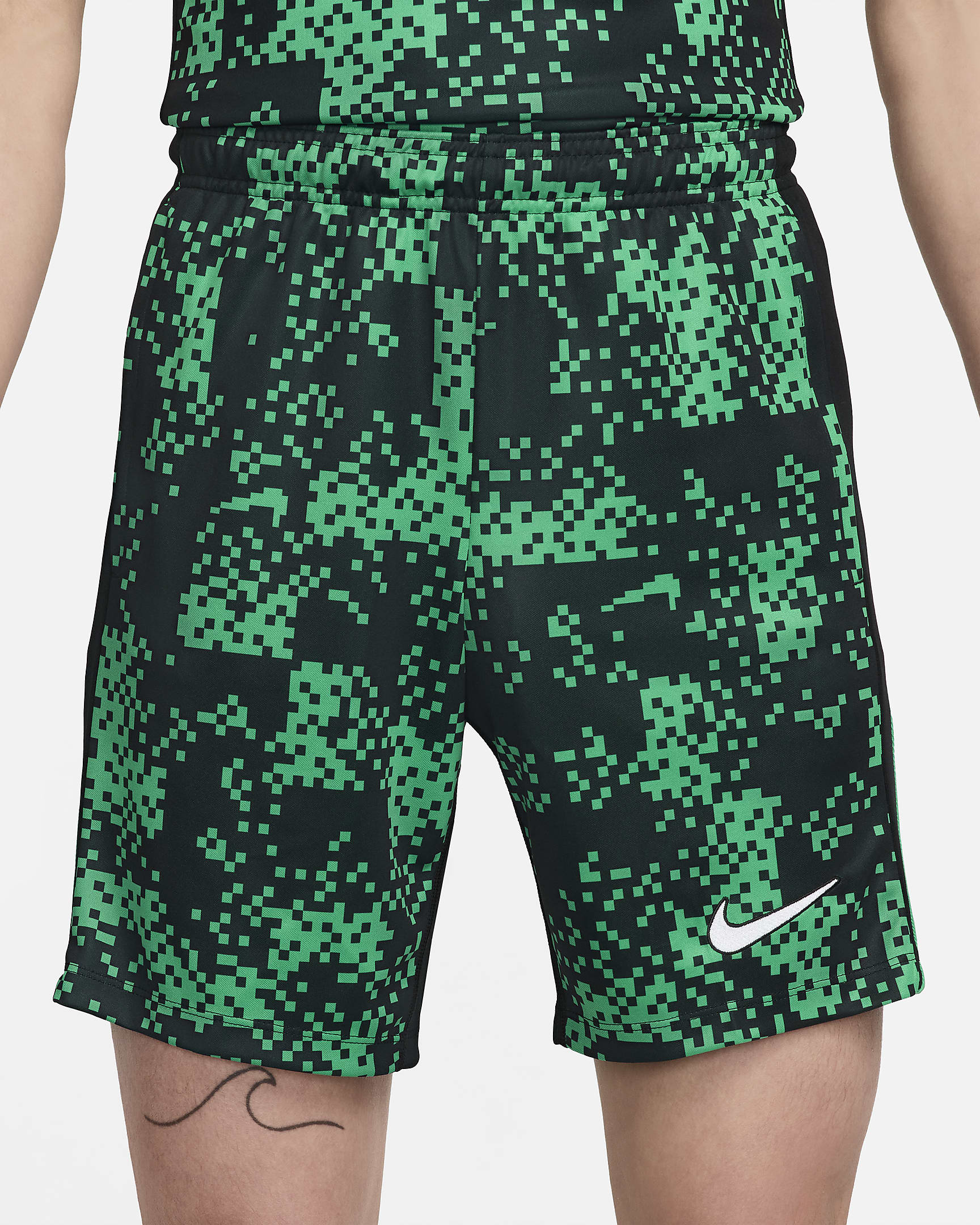 Nike Academy Pro Men's Dri-FIT Football Shorts. Nike PH