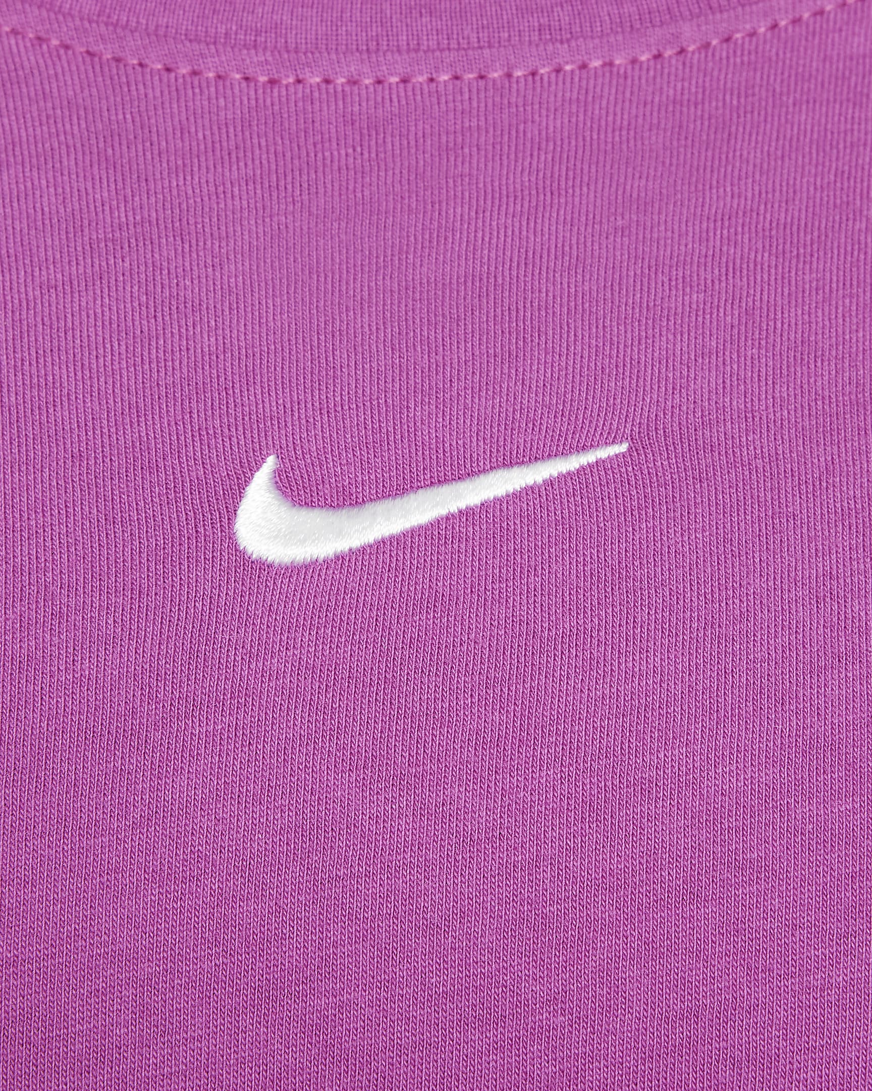 Nike Sportswear Essential T-Shirt (ältere Kinder, Mädchen) - Hot Fuchsia