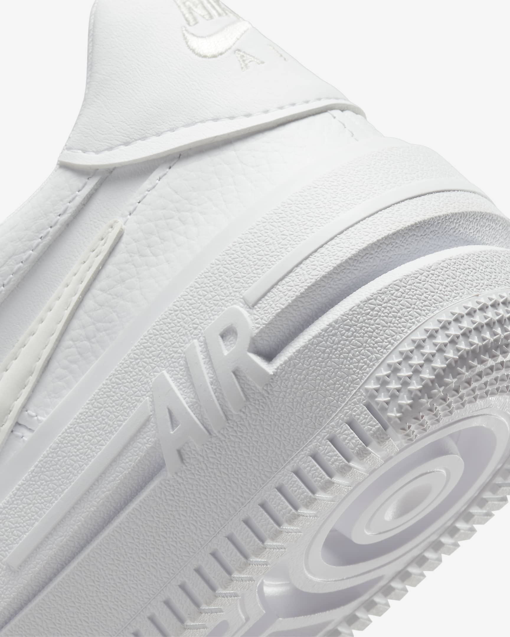 Tenis para mujer Nike Air Force 1 PLT.AF.ORM - Blanco/Blanco/Blanco/Blanco cumbre