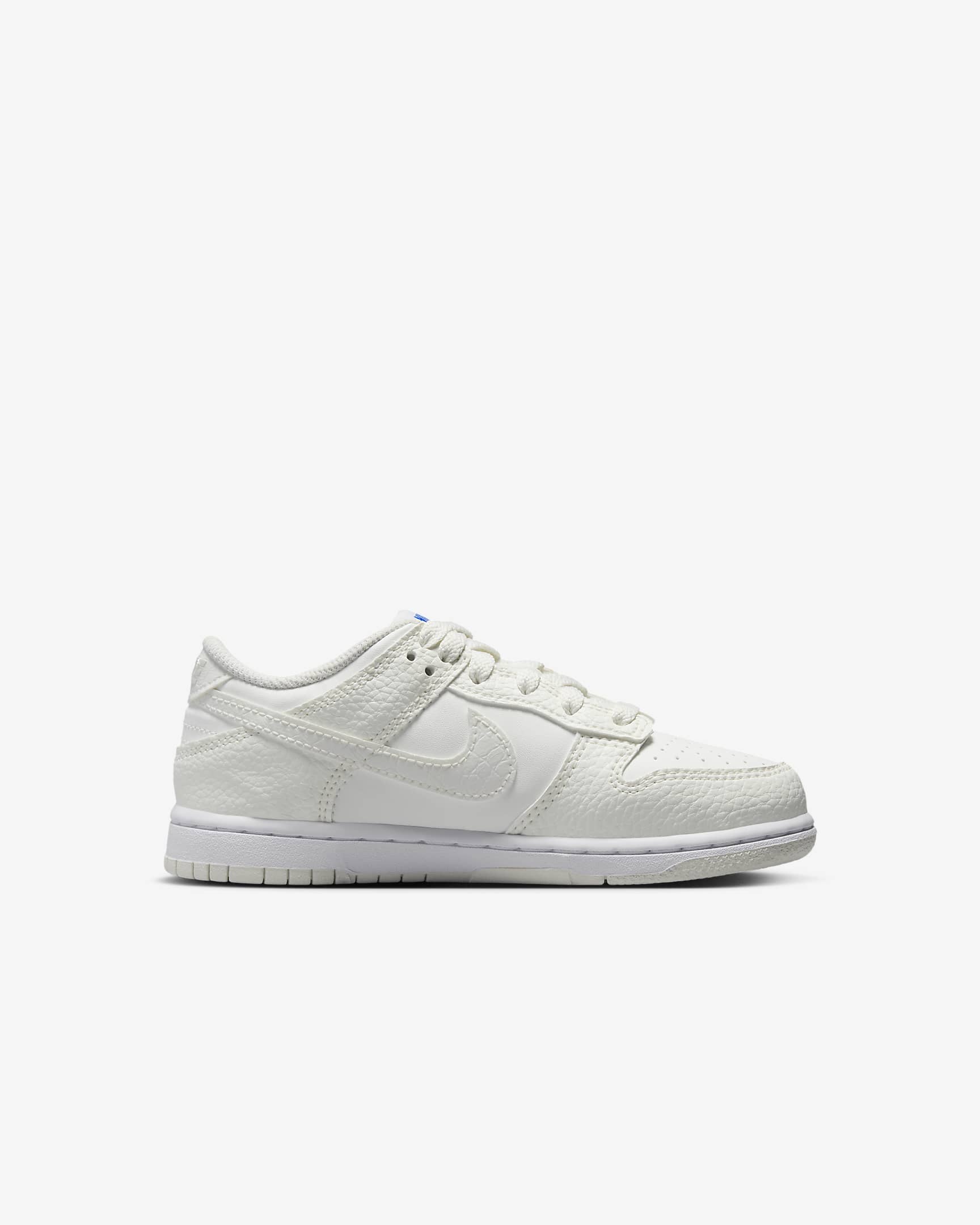 Boty Nike Dunk Low SE pro malé děti - Sail/Bílá/Game Royal/Sail