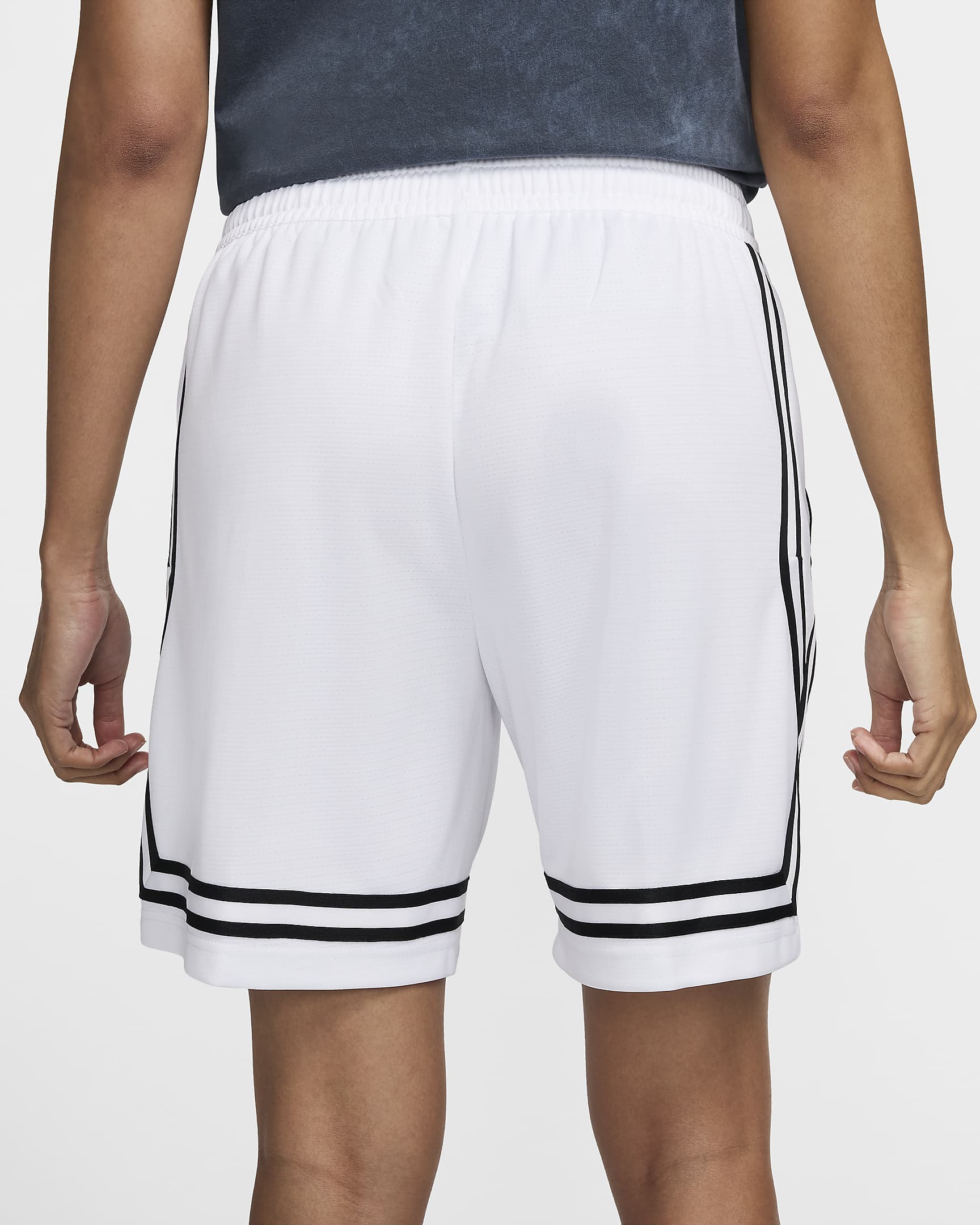 Nike Crossover Women's Dri-FIT 7" Basketball Shorts - White/Black/Black