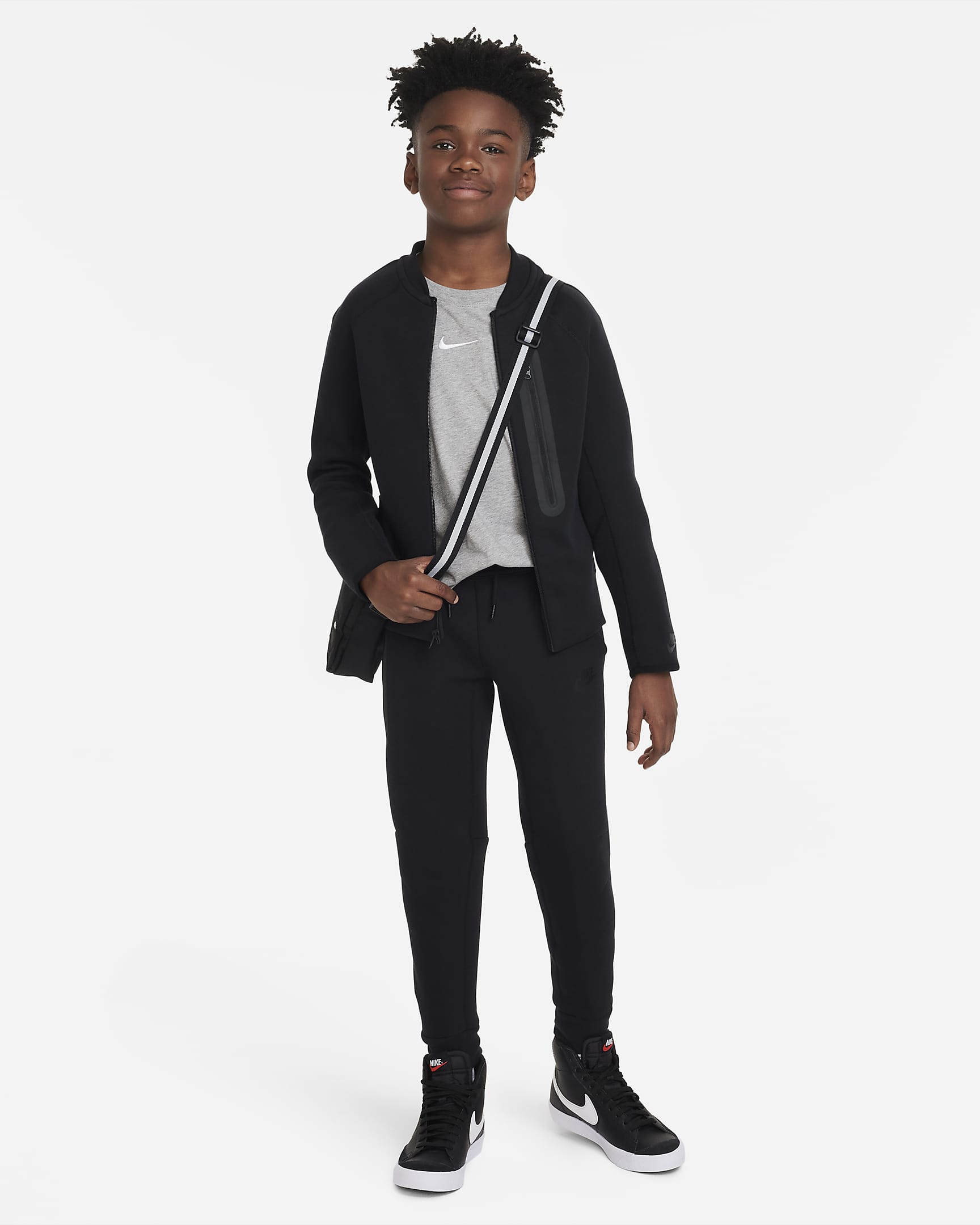Nike Sportswear Tech Fleece Older Kids' (Boys') Full-Zip Top. Nike CA