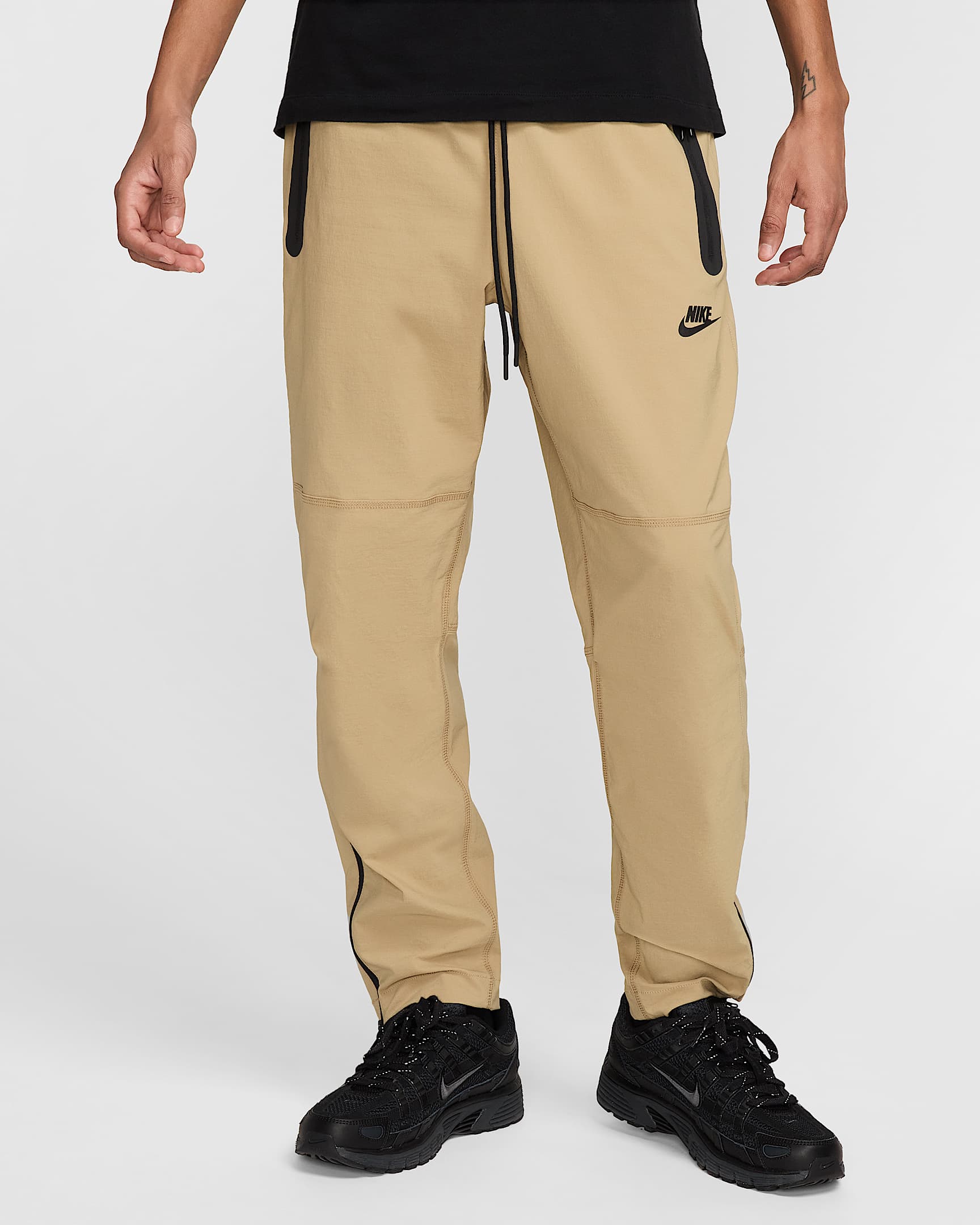 Vævede Nike Tech-bukser til mænd - Parachute Beige/sort