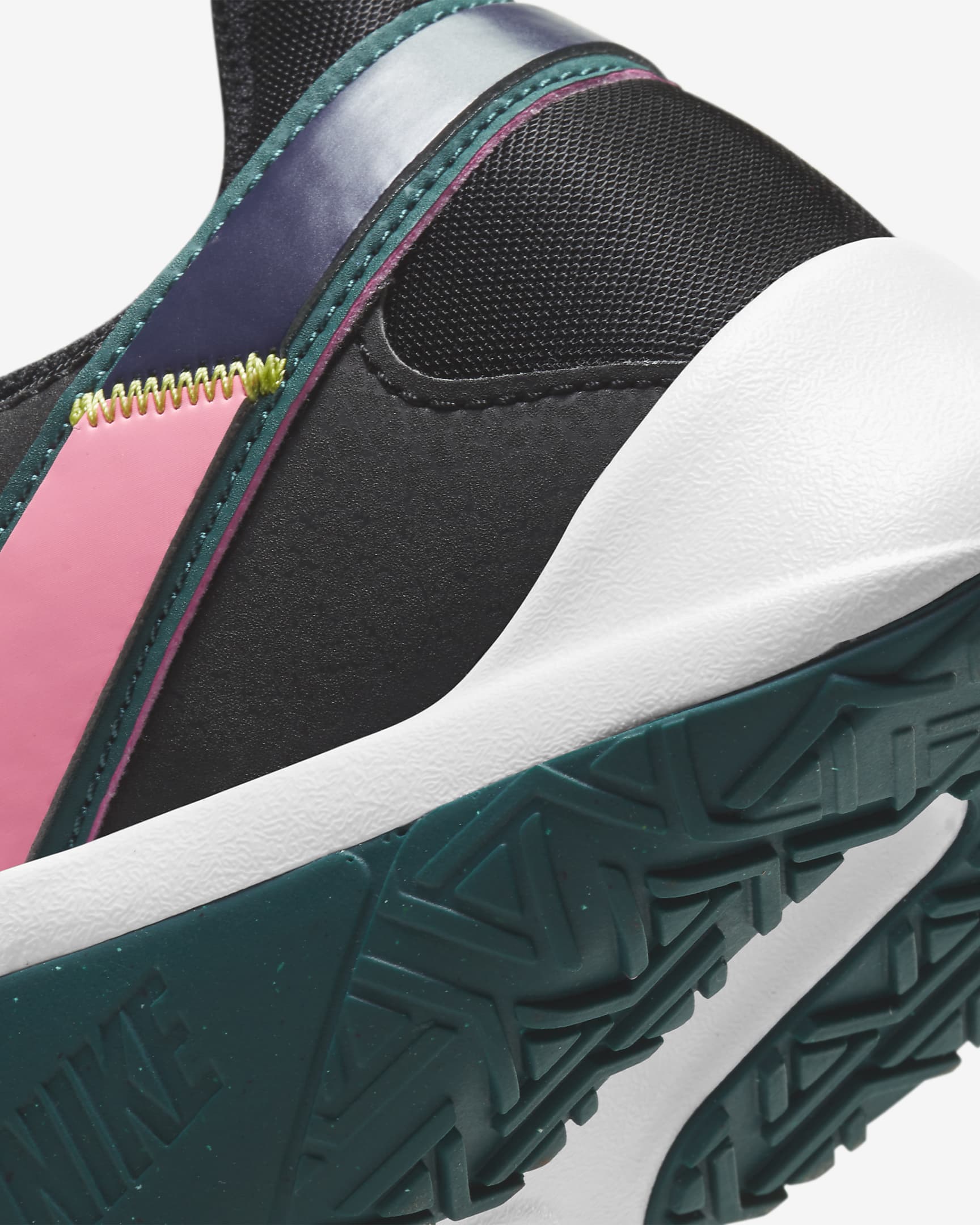 womens nike legend trainers