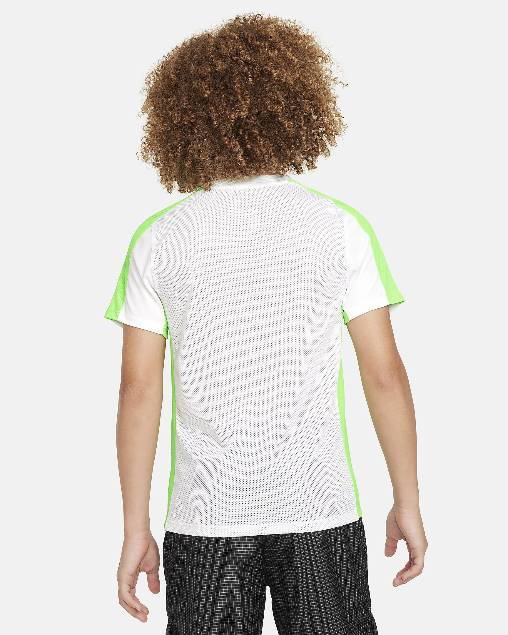 CR7 Dri-FIT Academy23 Fußballoberteil für ältere Kinder - Weiß/Green Strike/Green Strike