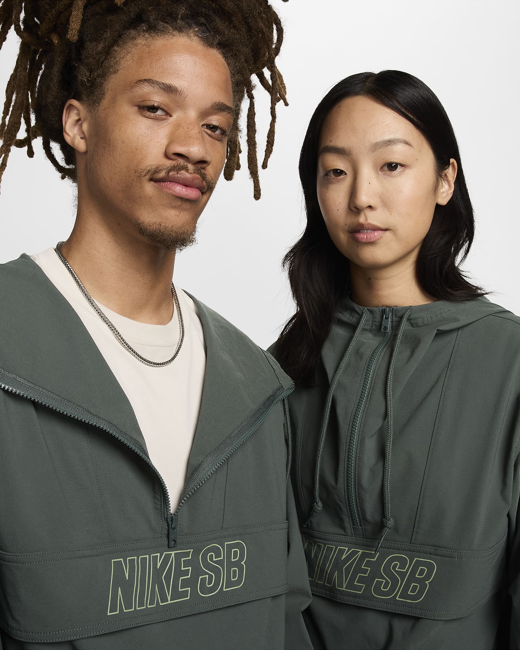 Nike SB Anorak Skate Jacket - Vintage Green/Oil Green