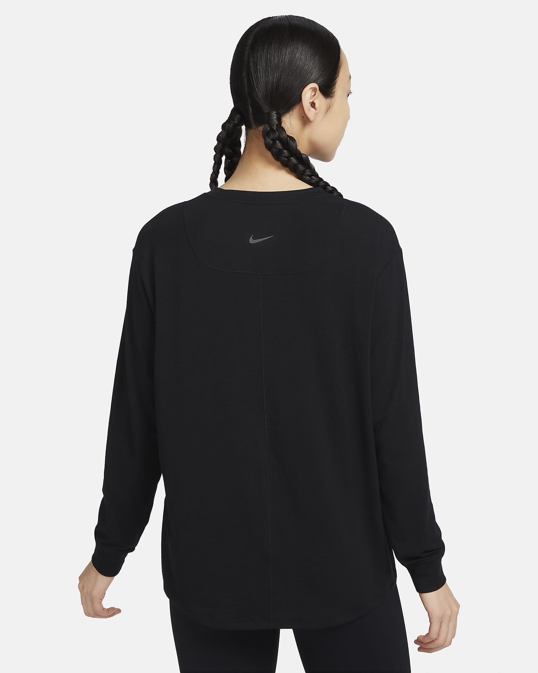 Nike One Relaxed Women's Dri-FIT Long-Sleeve Top - Black/Black