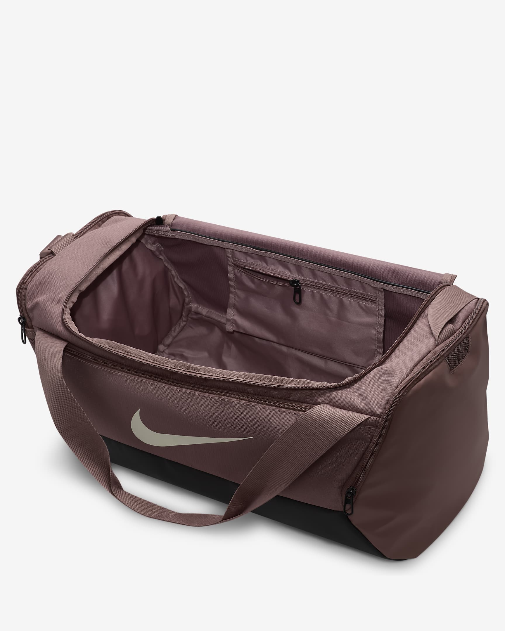 Nike Brasilia Training Duffel Bag (Small, 41L).