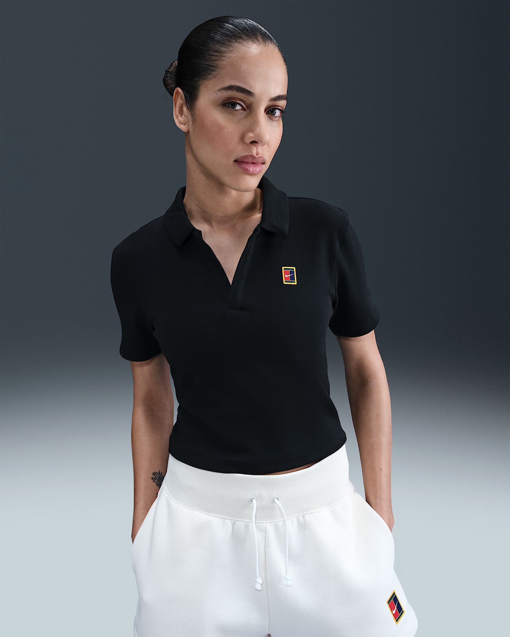 NikeCourt Heritage Women's Short-Sleeve Cropped Tennis Polo - Black