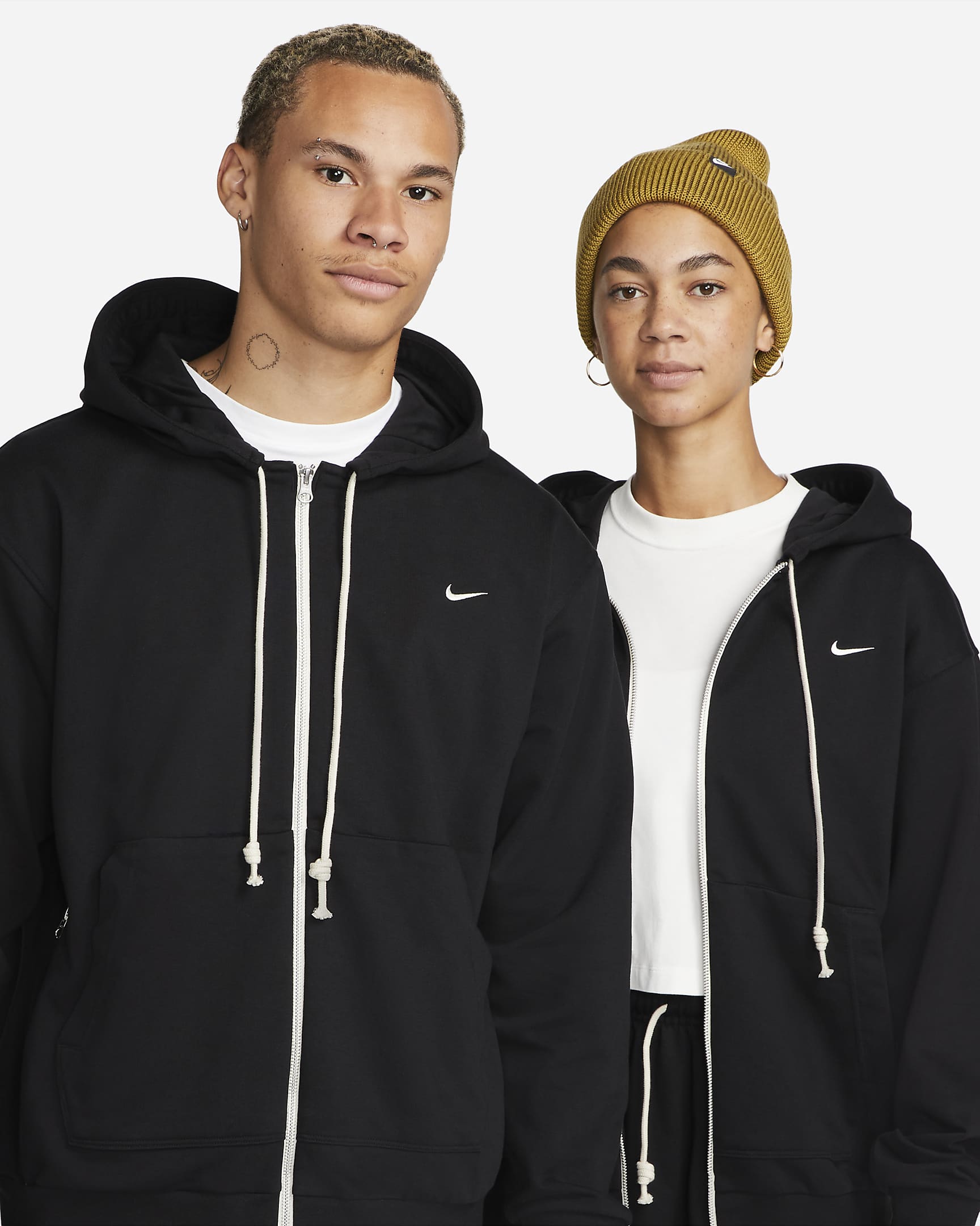 Nike Standard Issue DriFITBasketballHoodie mit durchgehendem