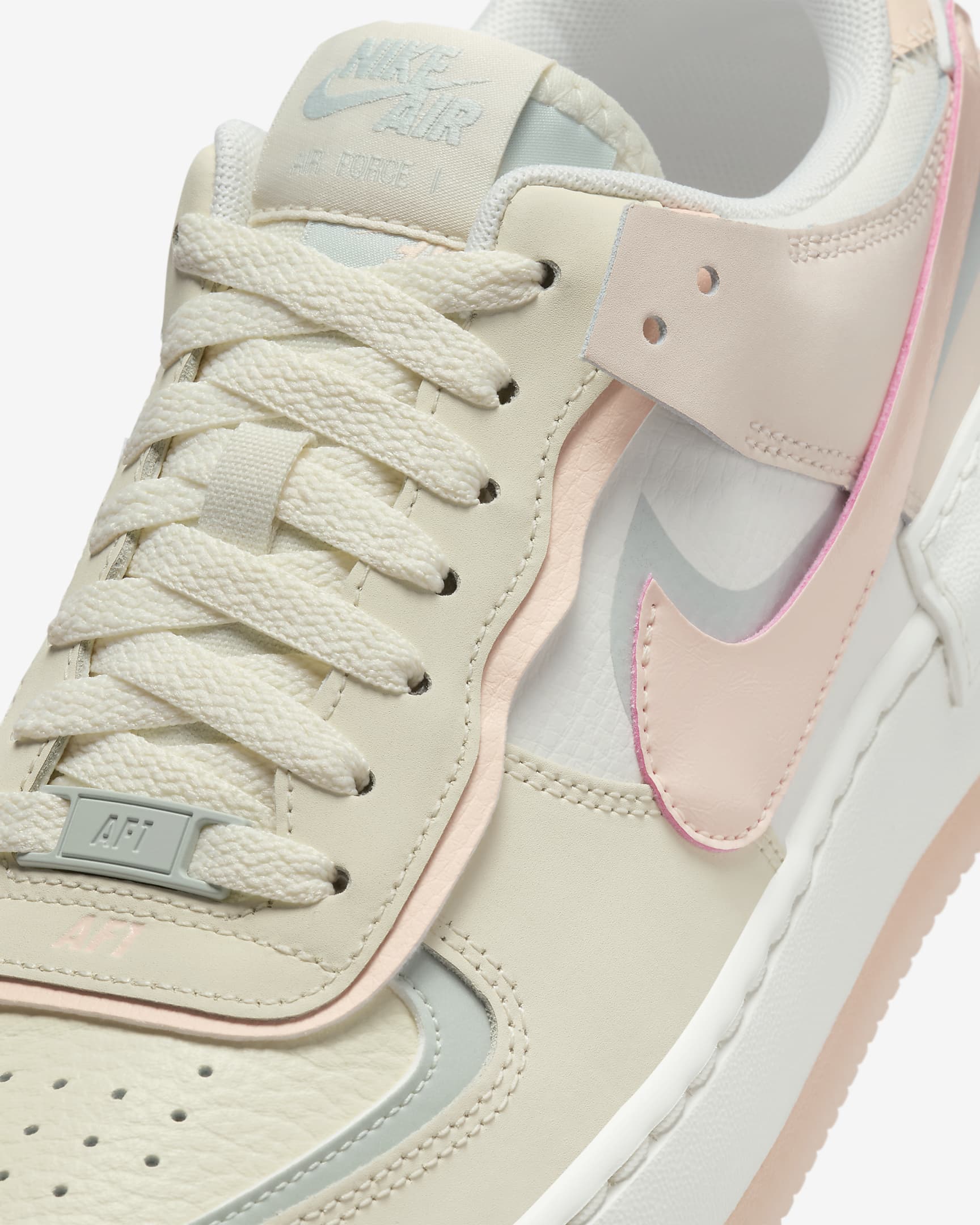 Calzado para mujer Nike Air Force 1 Shadow - Leche de coco/Plata claro/Vela/Tinte carmesí