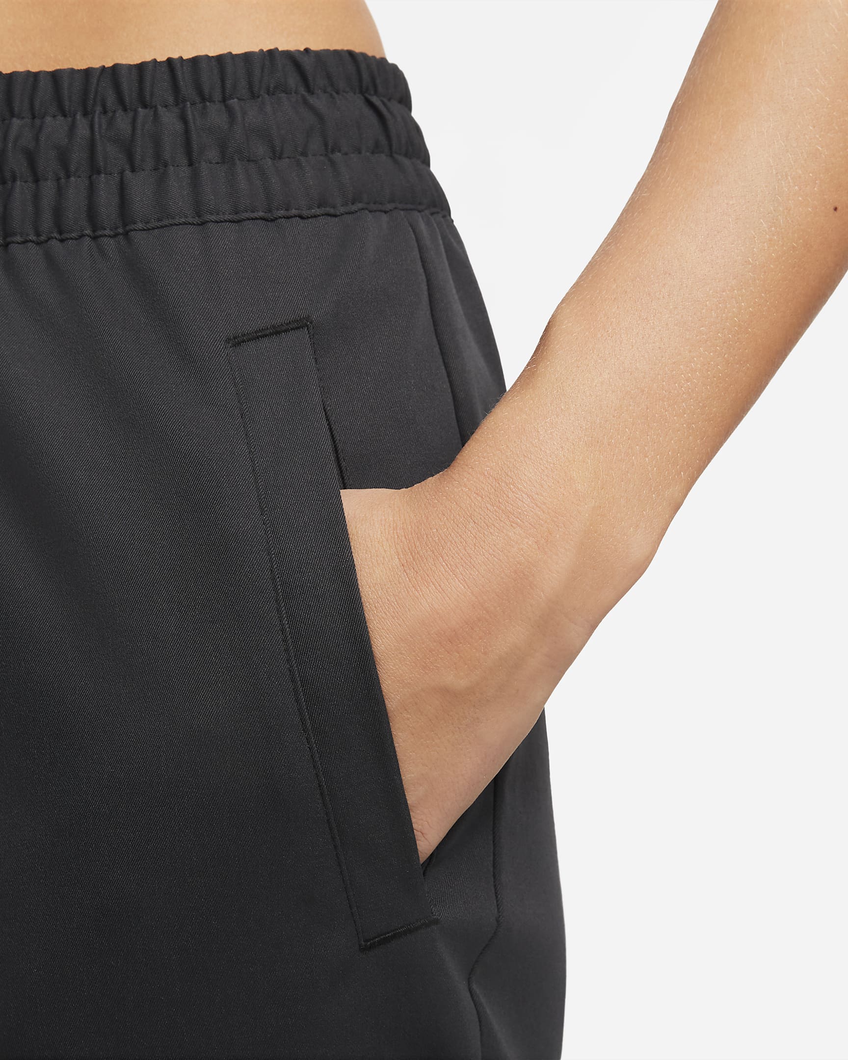 Nike Sportswear Swoosh Women's Woven Trousers. Nike AE
