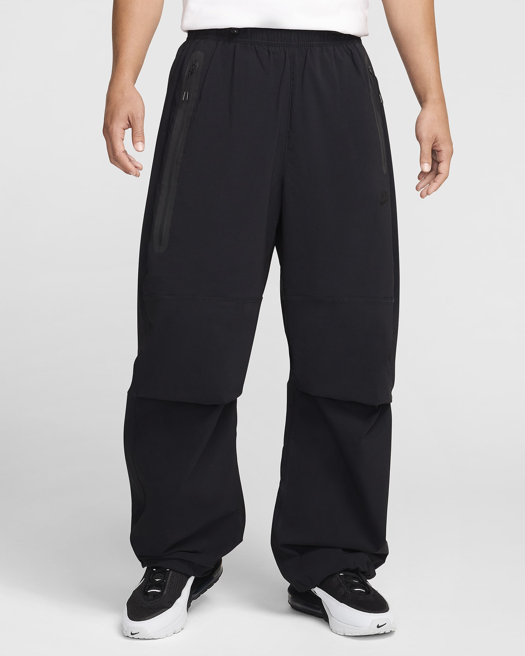 กางเกงขายาวทรงเปิดชายแบบทอผู้ชาย Nike Tech - ดำ/ดำ/ดำ