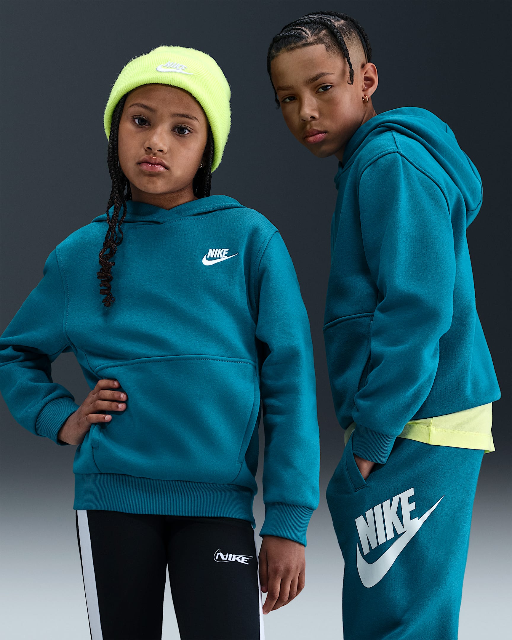 Nike Sportswear Club Fleece Big Kids' Pullover Hoodie - Green Abyss/White