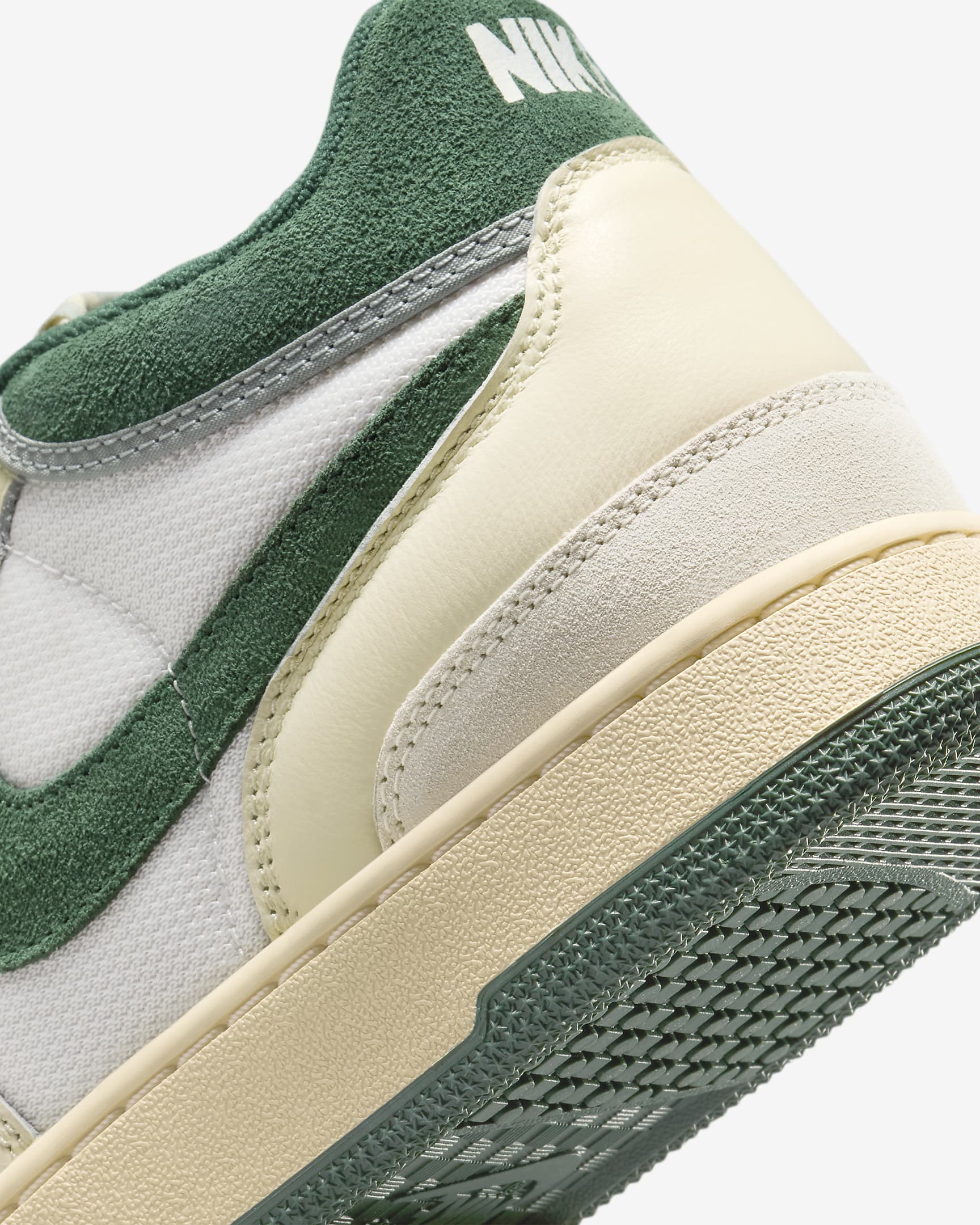 attack-mens-shoes-lvkCWb.png