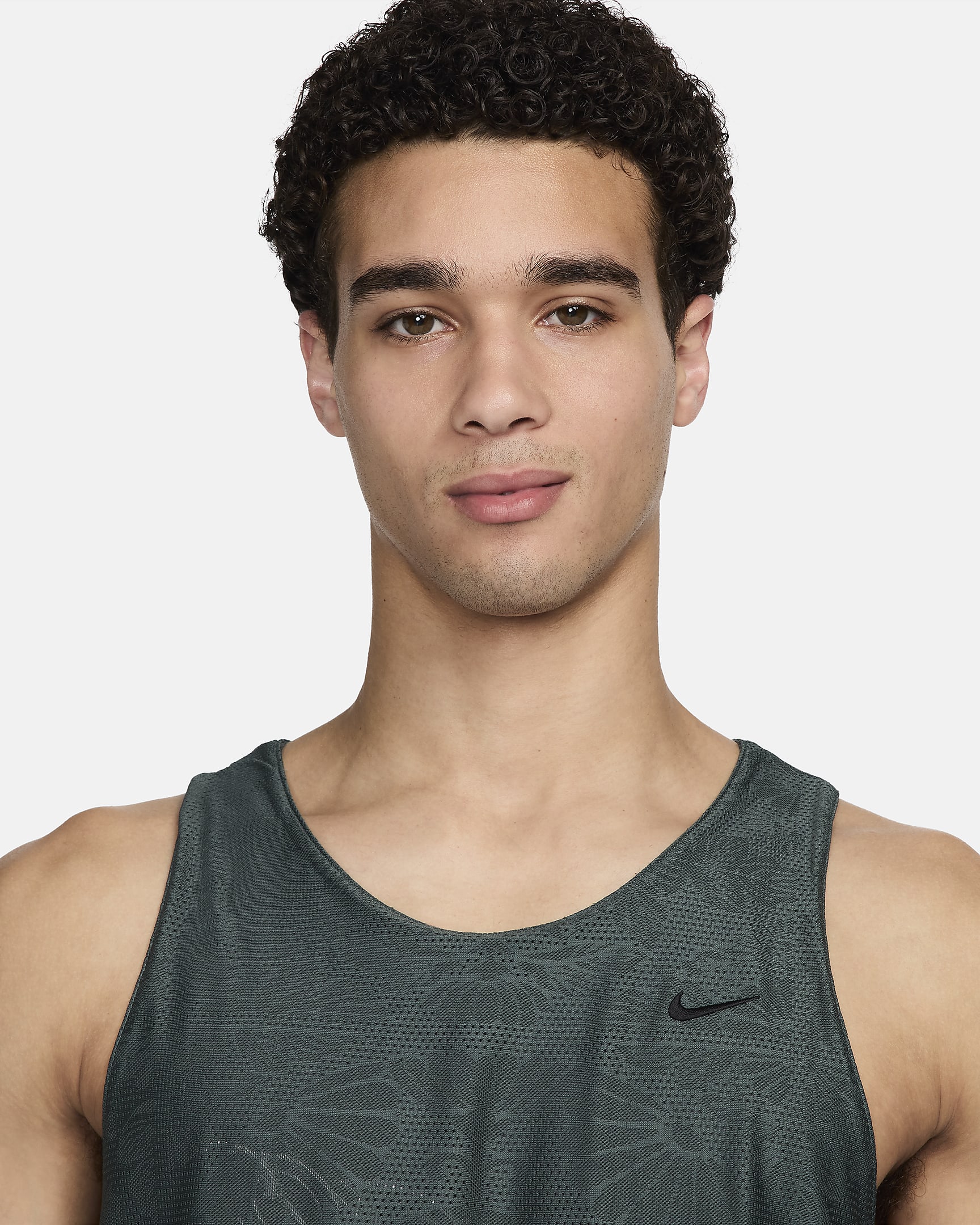 Nike Standard Issue Men's Dri-FIT Reversible Basketball Jersey. Nike CA