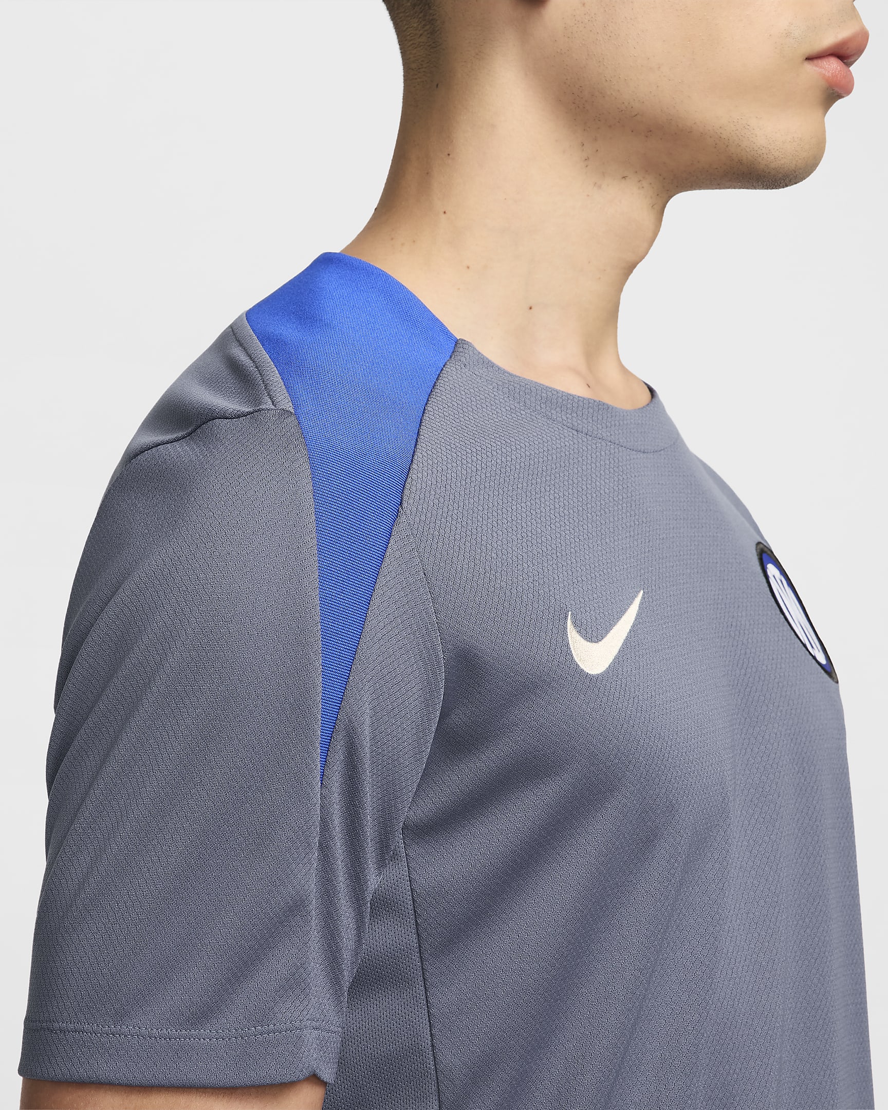 Inter Milan Strike Men's Nike Dri-FIT Soccer Short-Sleeve Top - Diffused Blue/Lyon Blue/Sanddrift