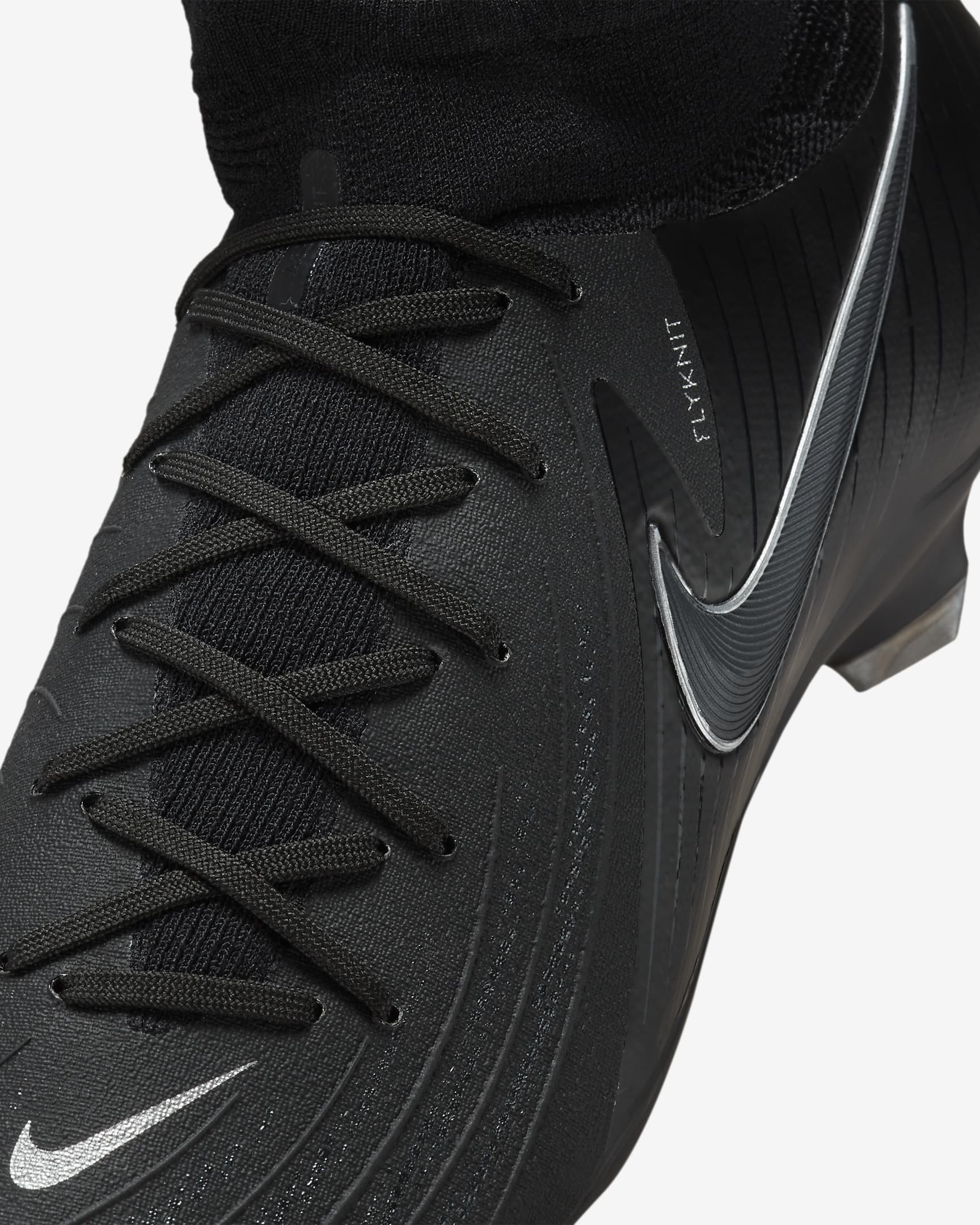 Nike Phantom Luna 2 Pro FG High-Top Football Boot - Black/Black