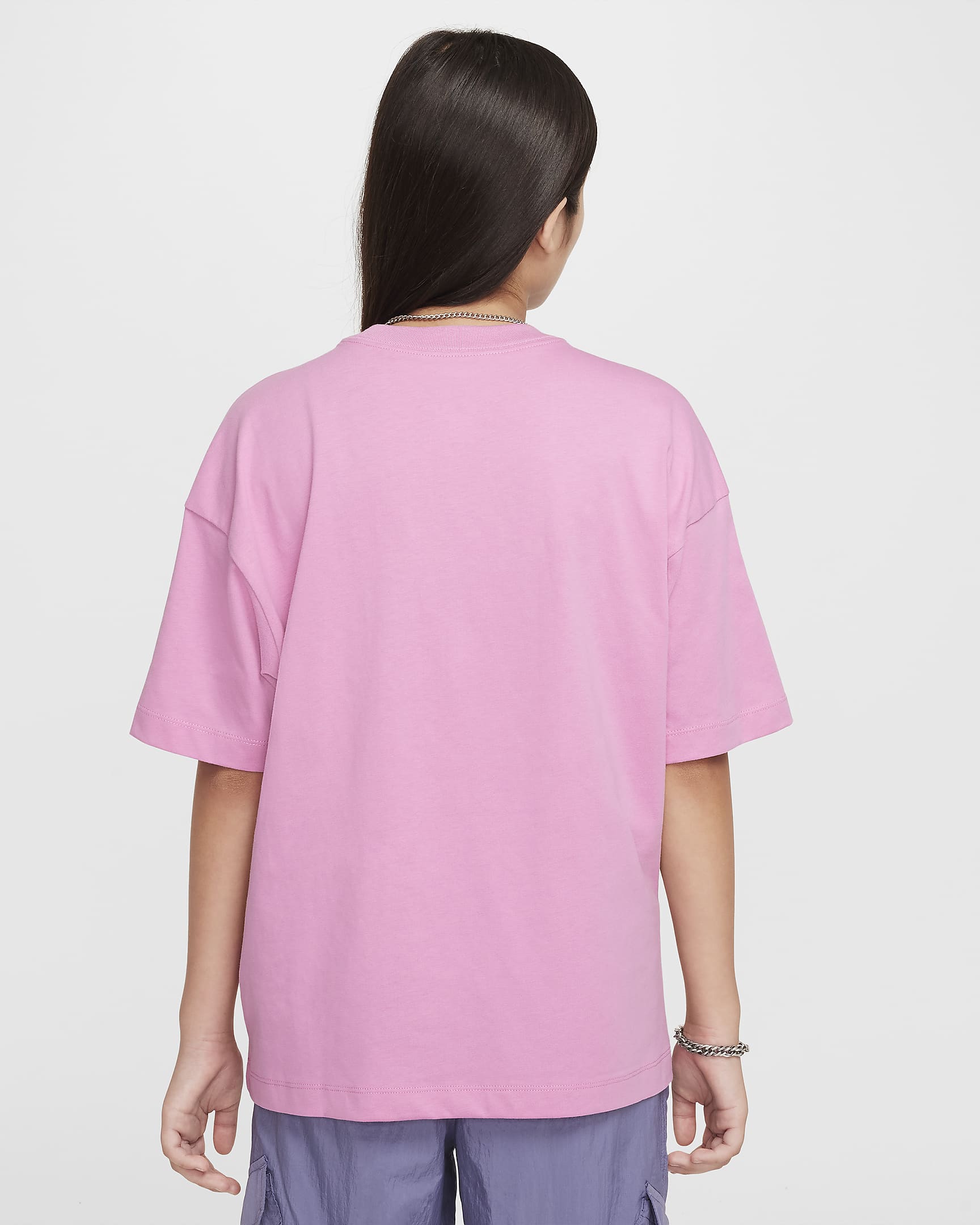 Playera oversized para niña talla grande Nike Sportswear - Flamenco mágico