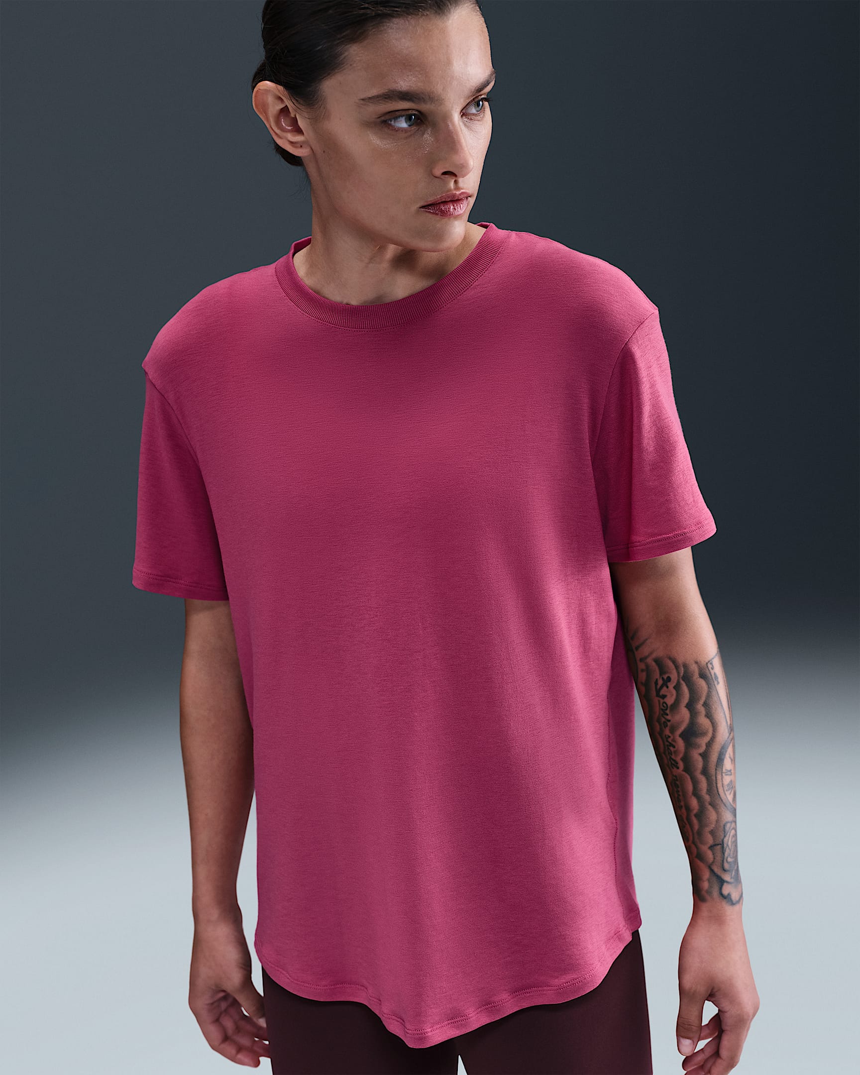 Nike One Relaxed Women's Dri-FIT Short-Sleeve Top - Sweet Beet