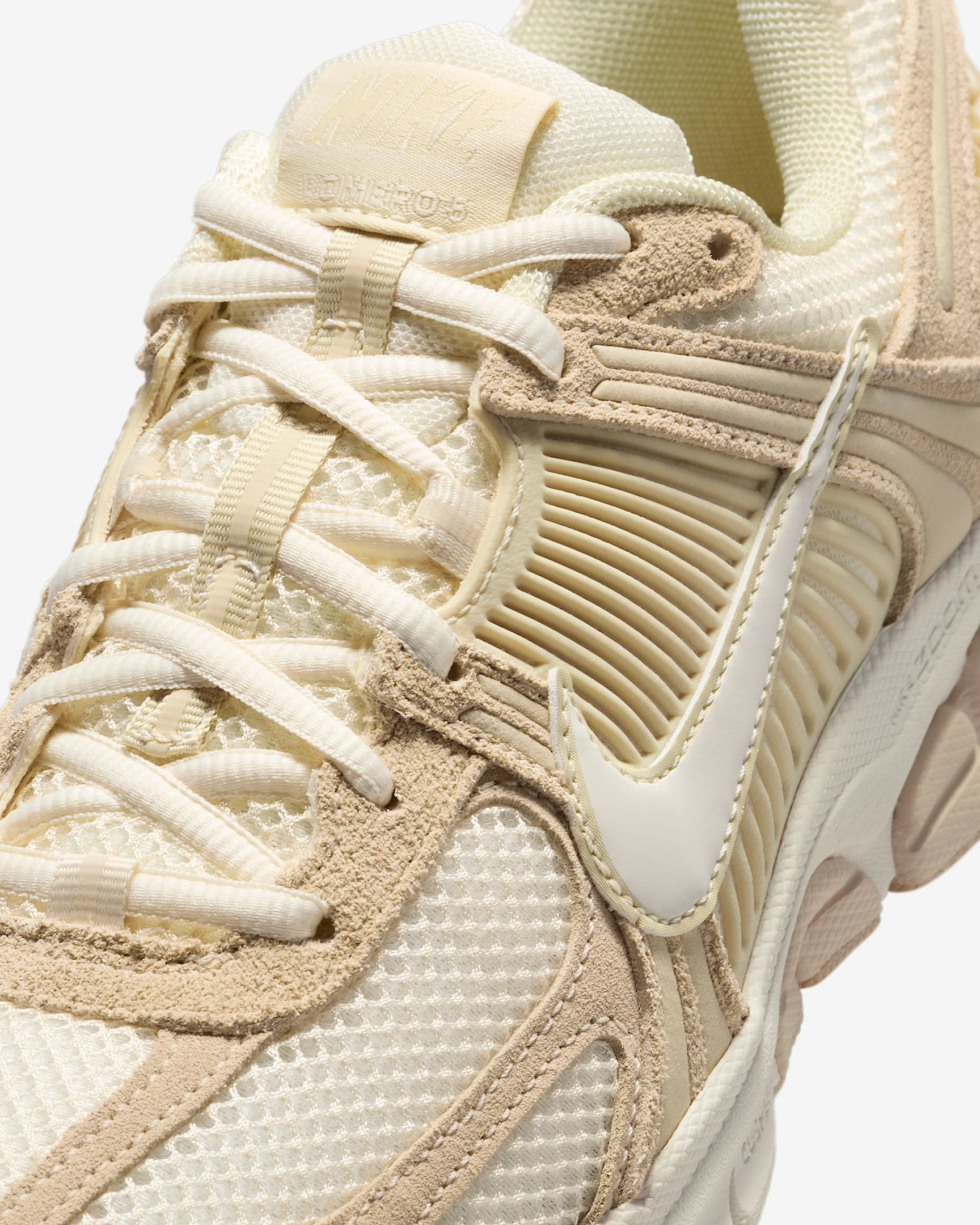 Nike Zoom Vomero 5 Beach Light Khaki (Women's) main image 0