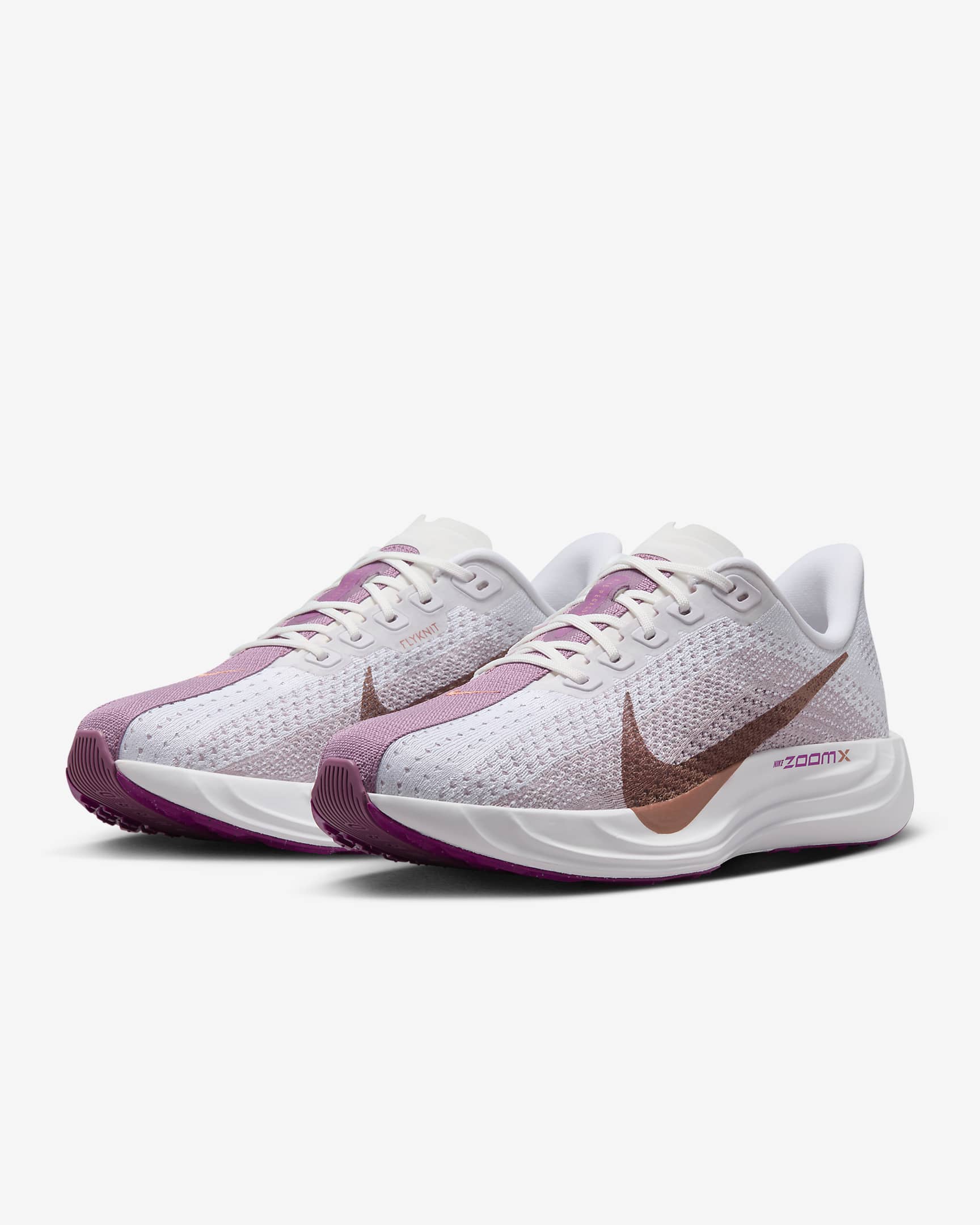 Nike Pegasus Plus hardloopschoenen voor dames (straat) - Wit/Platinum Violet/Plum Dust/Metallic Red Bronze