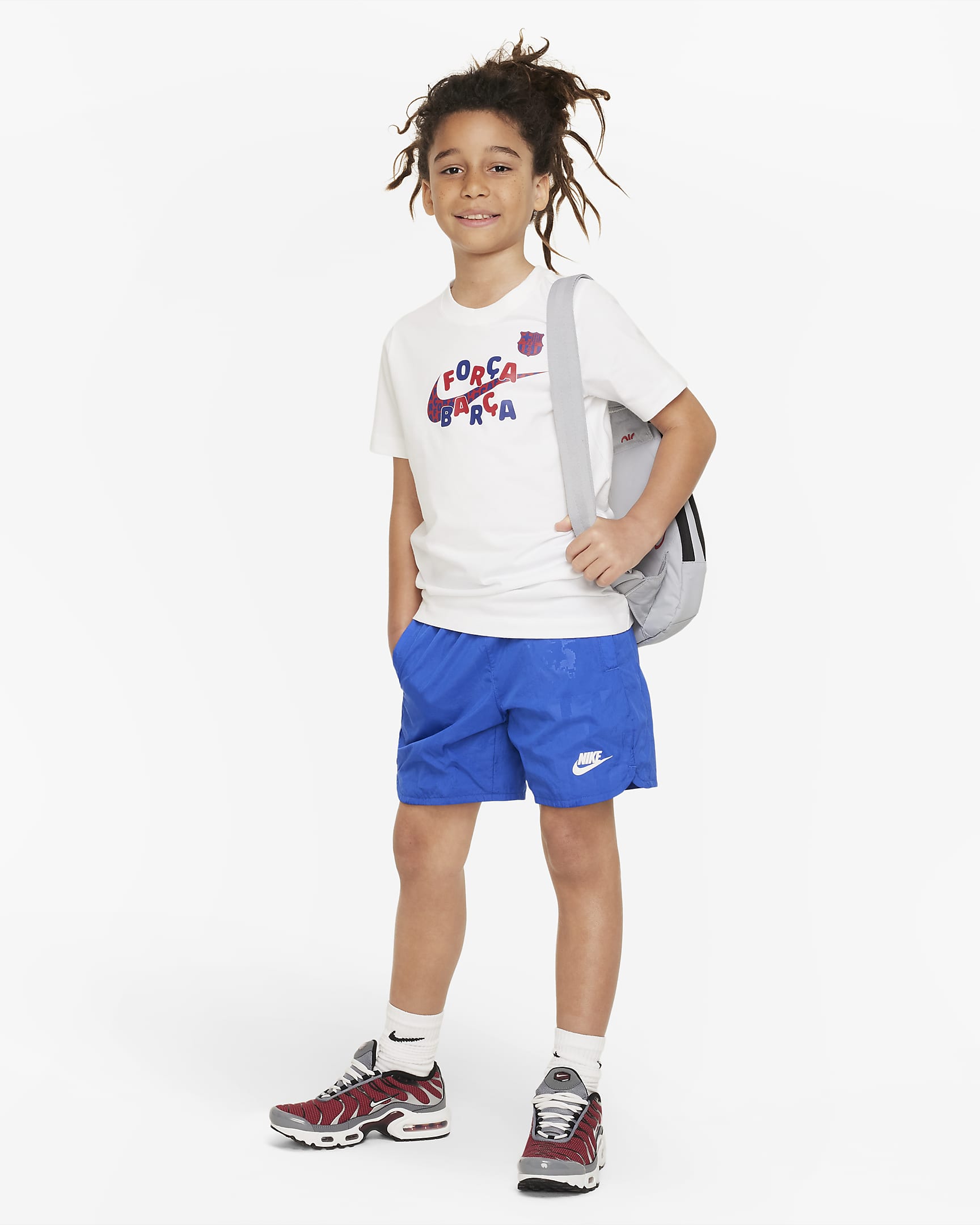 FC Barcelona Mascot Big Kids' Nike Soccer T-Shirt. Nike.com