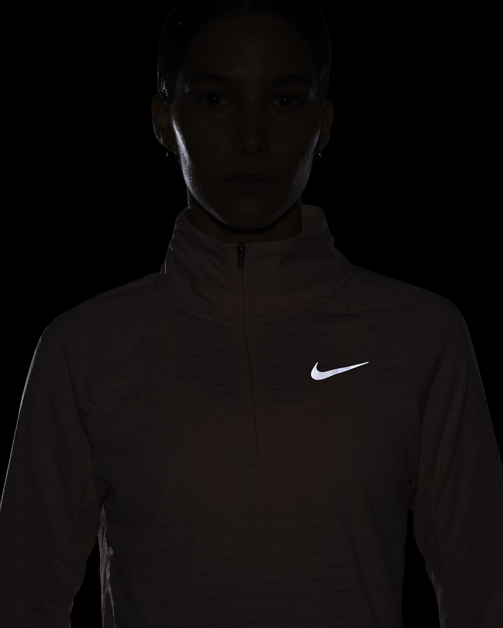 Nike Therma-FIT Women's 1/2-Zip Running Top. Nike IE