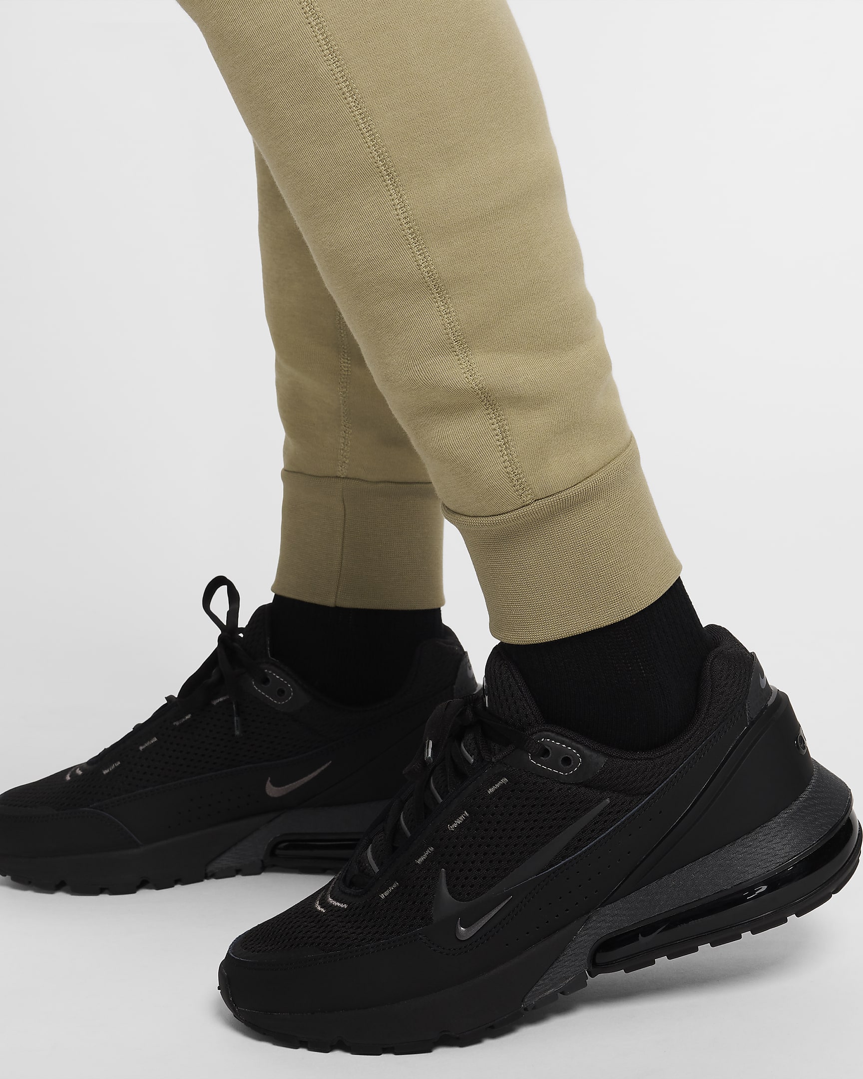 Joggers para hombre Nike Sportswear Tech Fleece - Oliva neutro/Negro