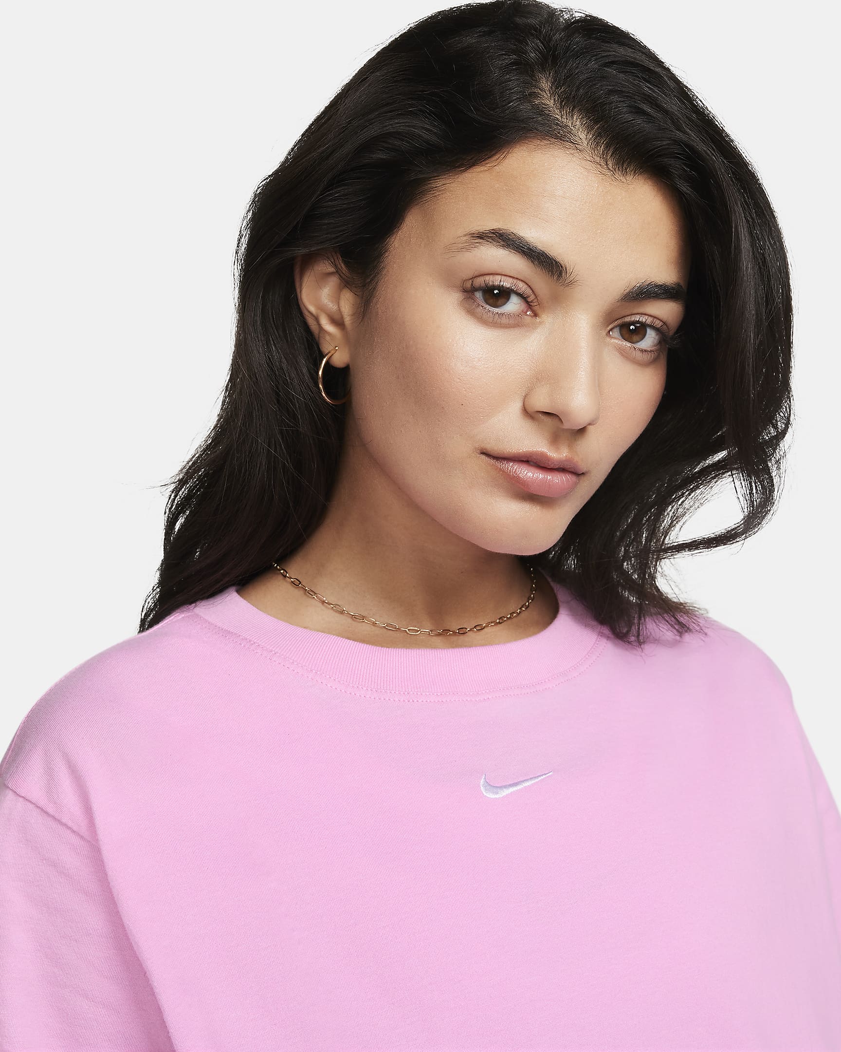 Nike Sportswear Essential Women's T-Shirt. Nike.com