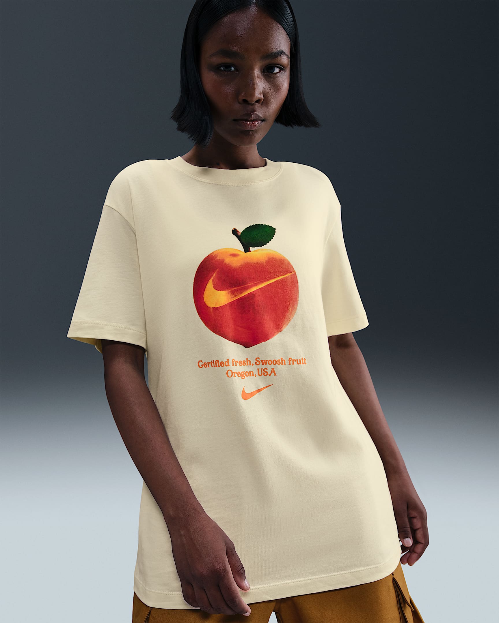 Nike Sportswear Women's T-Shirt - Coconut Milk