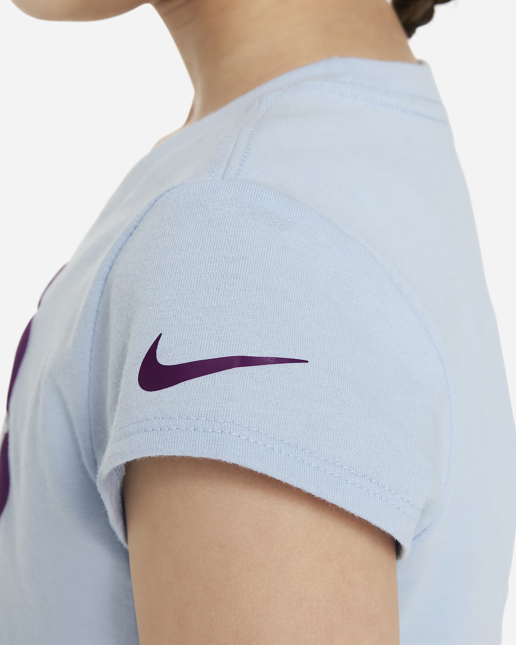 Playera con gráfico para niños talla pequeña Nike Prep in Your Step - Azul militar claro