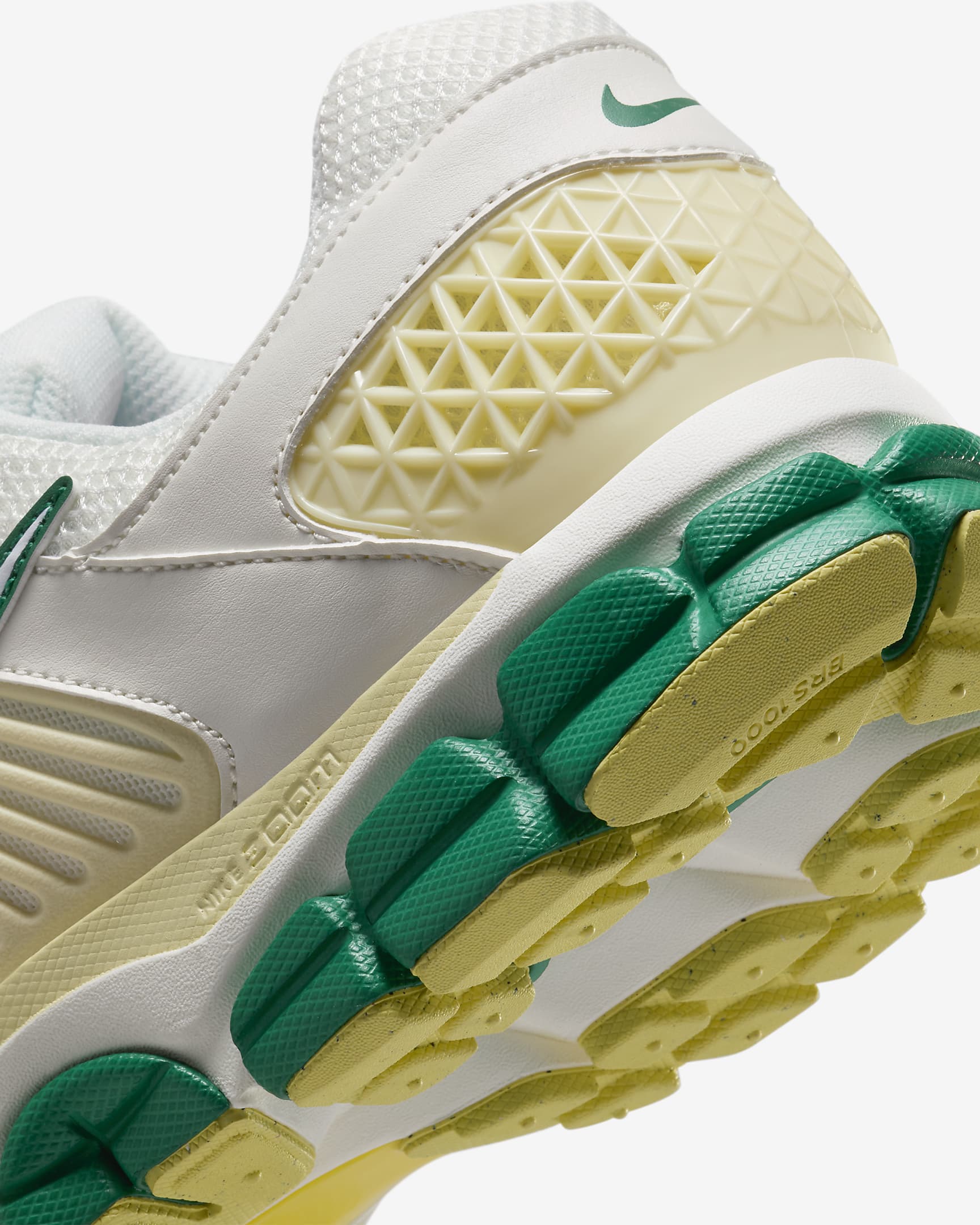 รองเท้าผู้ชาย Nike Zoom Vomero 5 - Sail/Malachite/Alabaster/ขาว