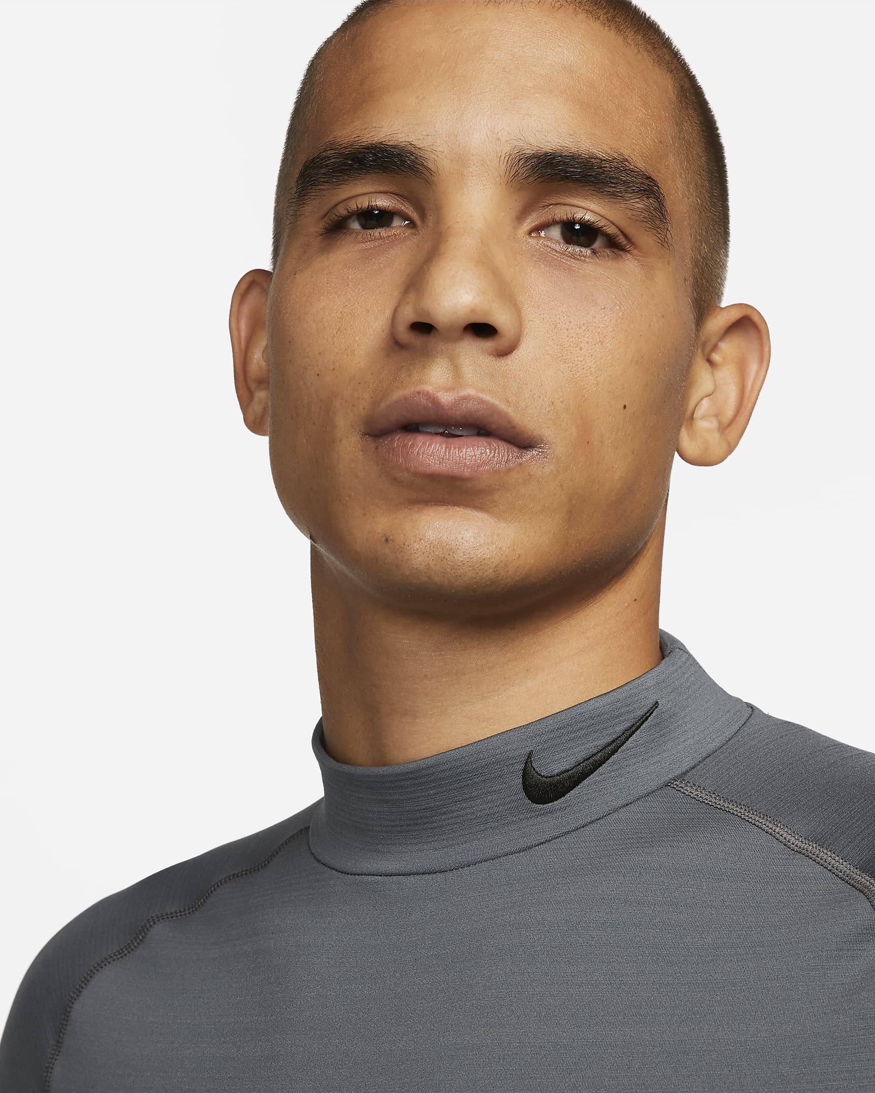 Nike Pro Warm Men's Long-Sleeve Mock-Neck Training Top. Nike LU