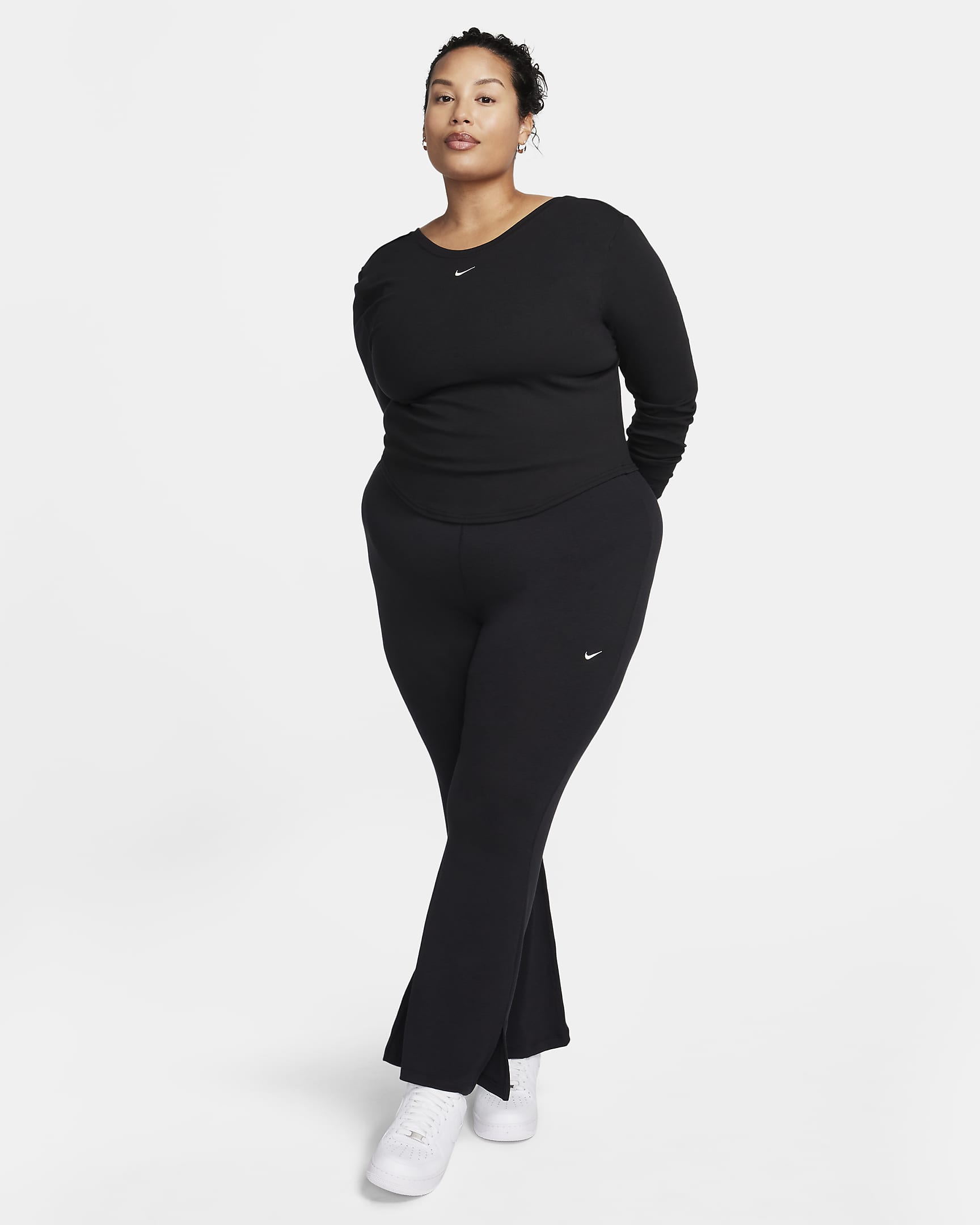 Nike Sportswear Chill Knit Women's Tight Mini-Rib Flared Leggings (Plus Size) - Black/Sail