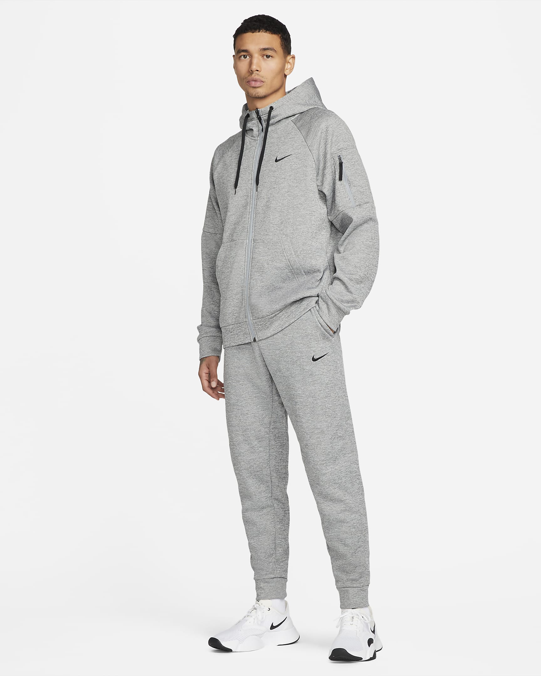 Nike Therma-FIT avsmalnet treningsbukse til herre - Dark Grey Heather/Particle Grey/Svart