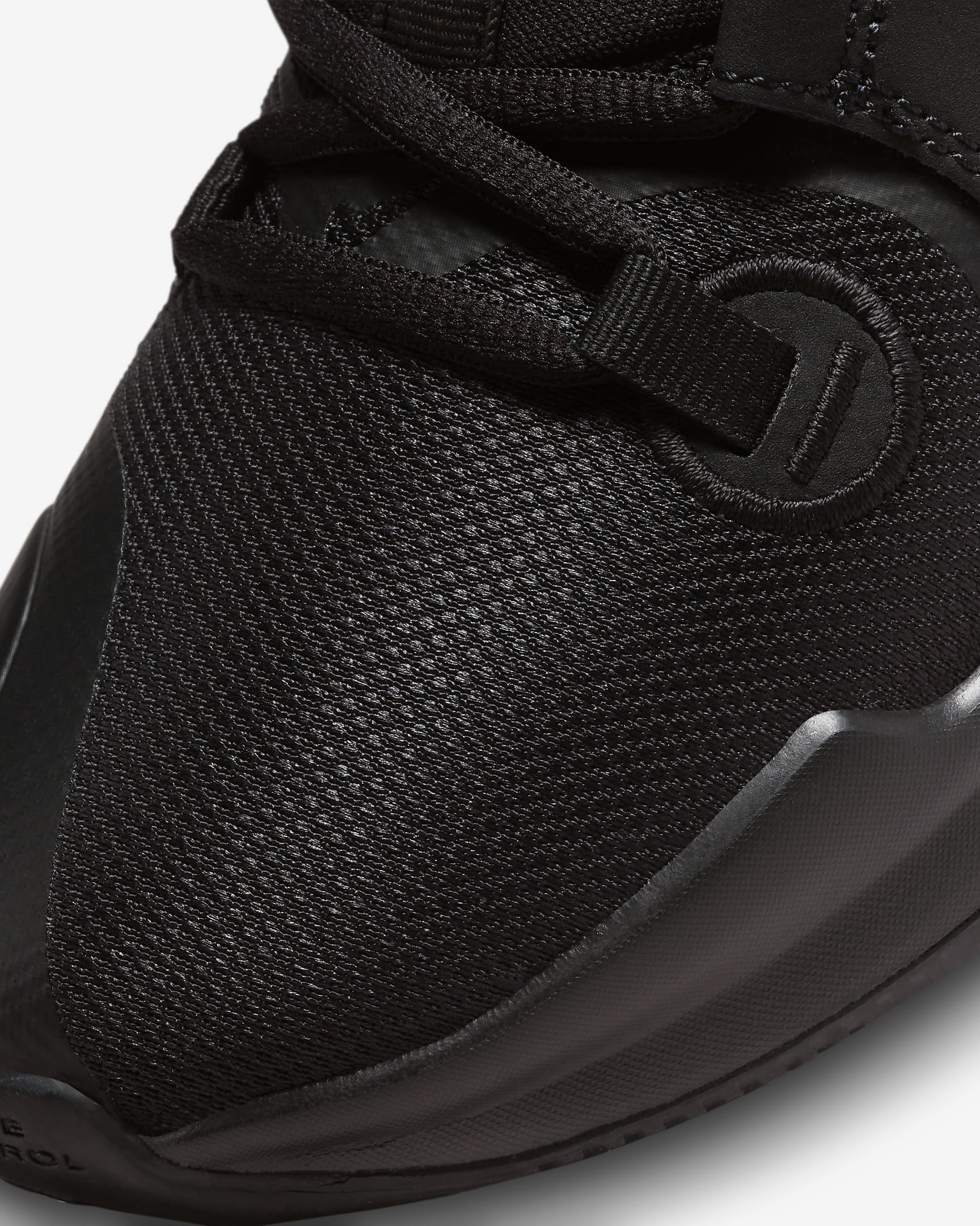 nike zoom cross trainers