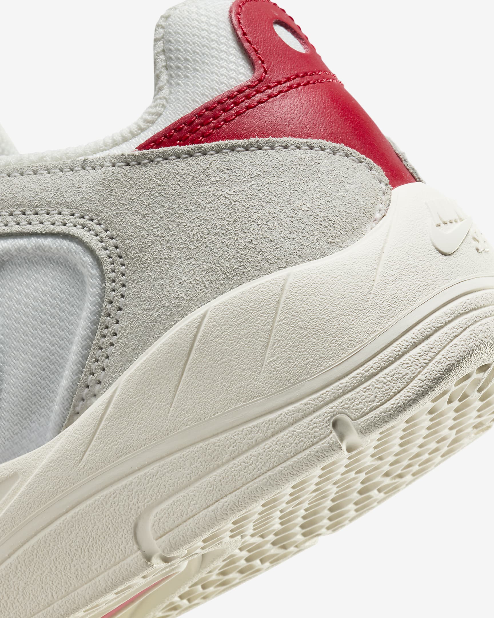 Nike SB Vertebrae Men's Shoes.