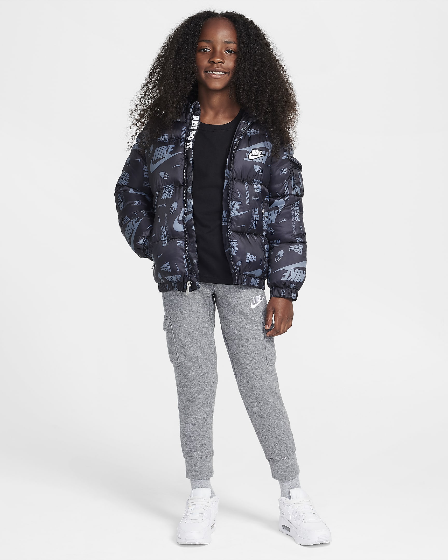 Nike DNA Puffer-Jacke mit Logo (jüngere Kinder) - Schwarz