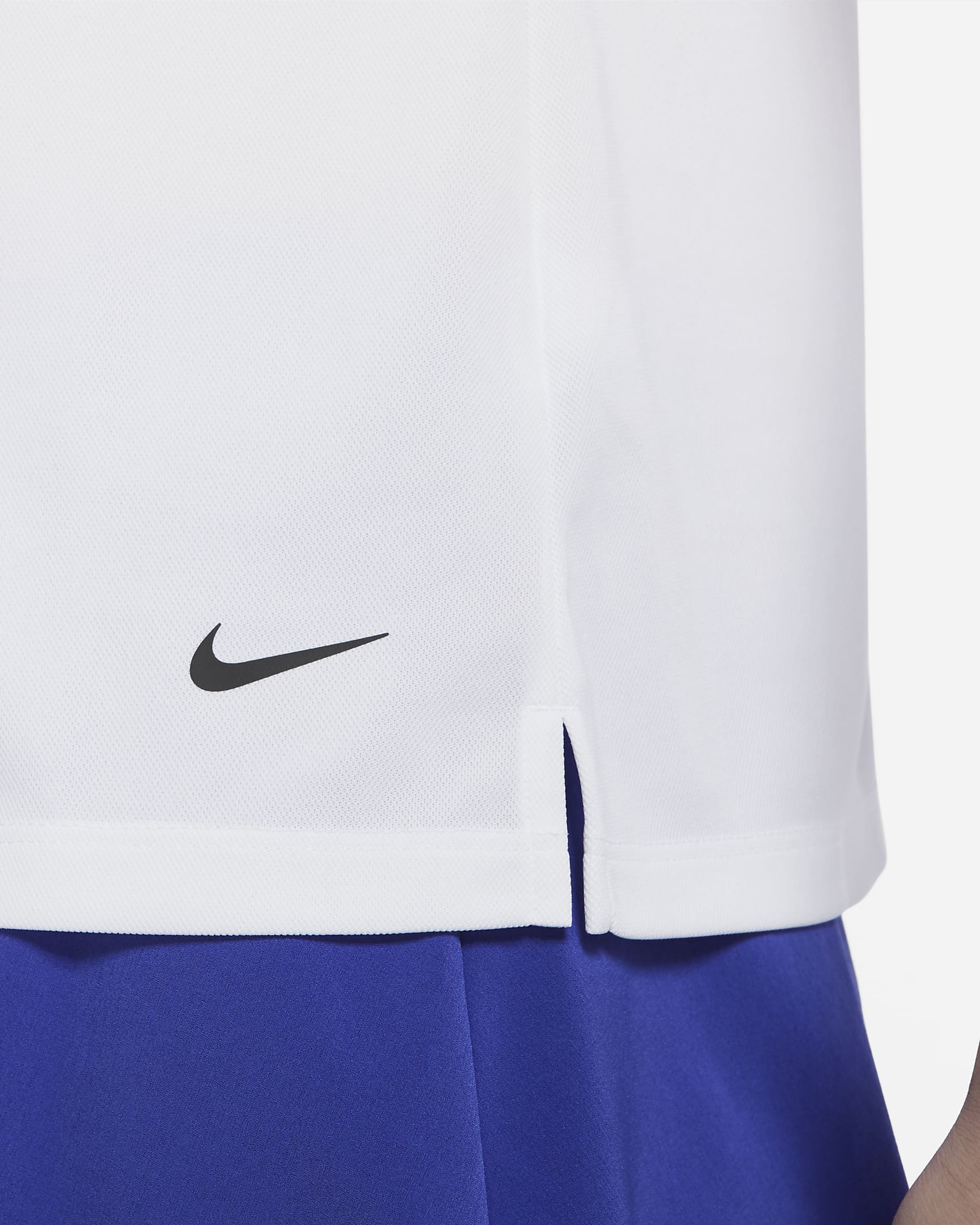 เสื้อโปโลกอล์ฟแขนกุดผู้หญิง Nike Dri-FIT Victory - ขาว/ดำ