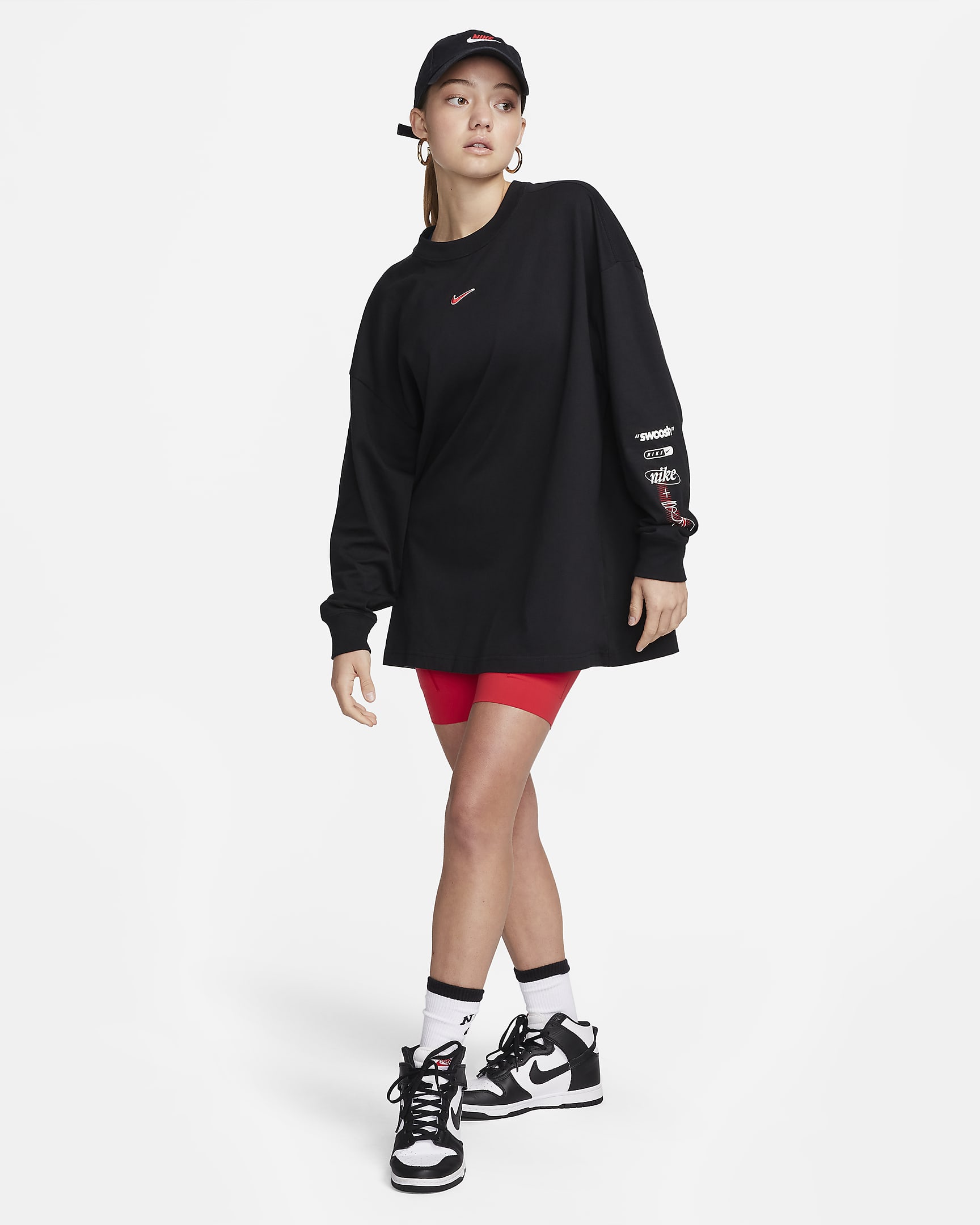 Nike Sportswear Women's Long-Sleeve T-Shirt. Nike HU